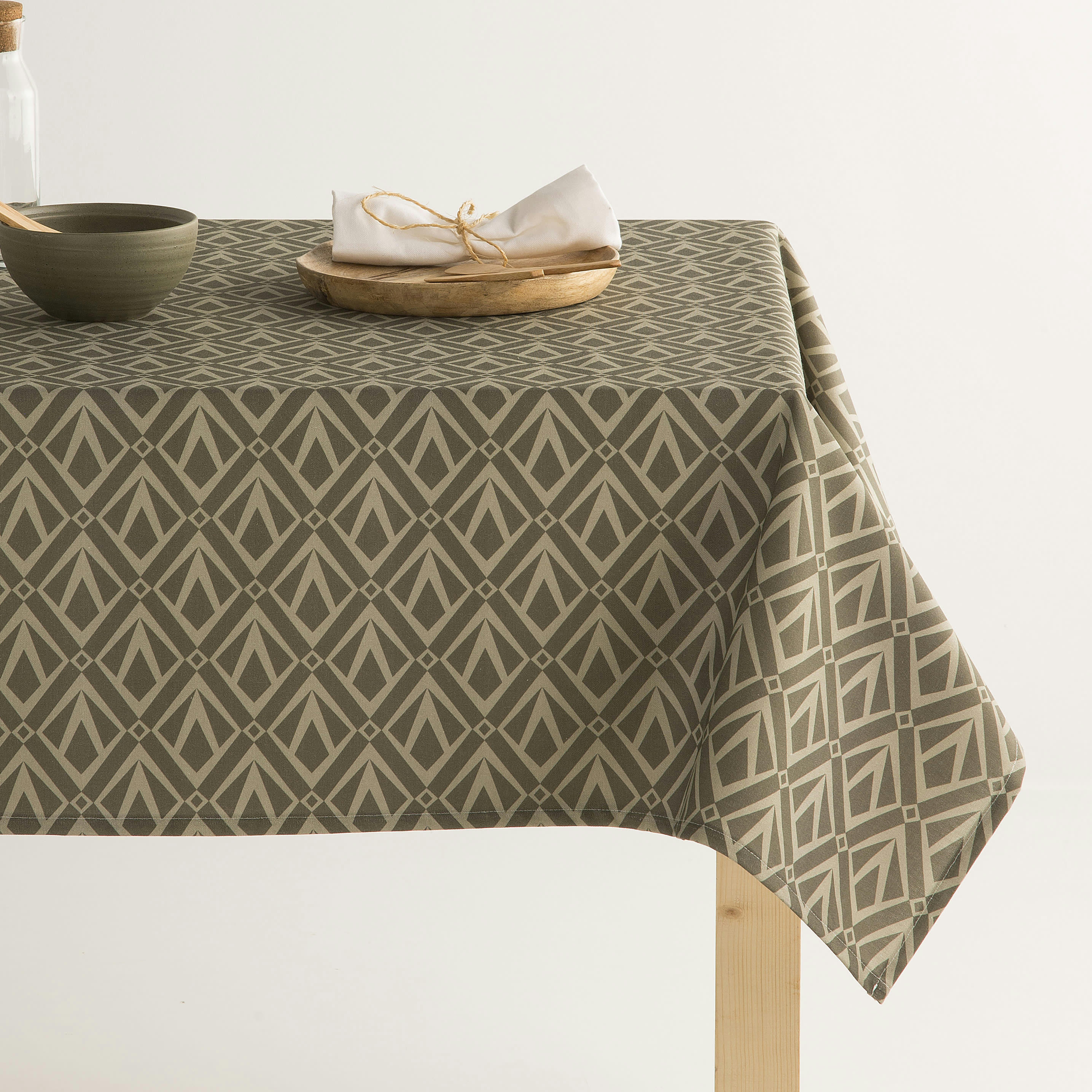 DIAMOND MARRÓN - Nappe en coton biologique antitâche imprimée marron 140x300 cm