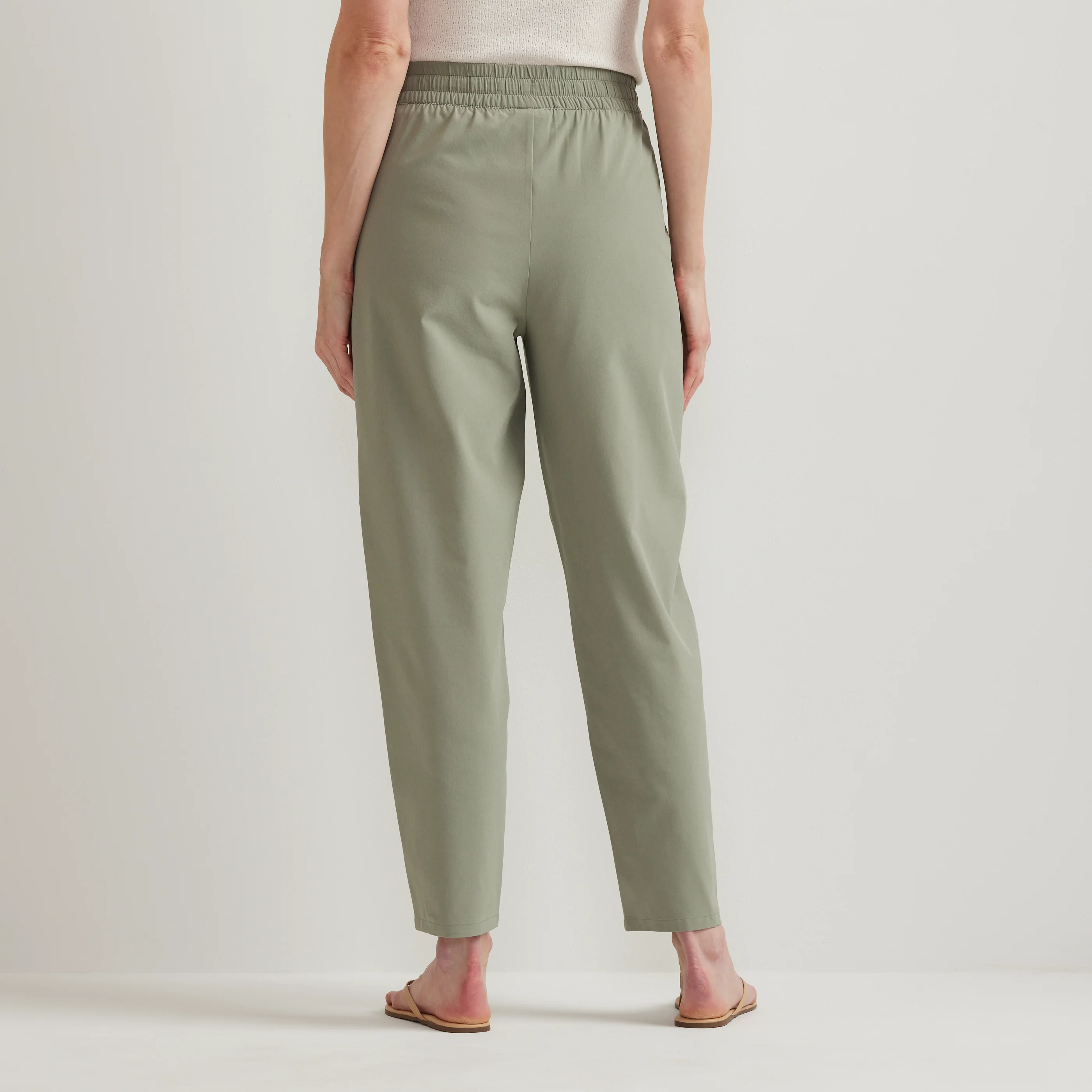 Women's Departure Stretch Tie-Front Ankle Pants
