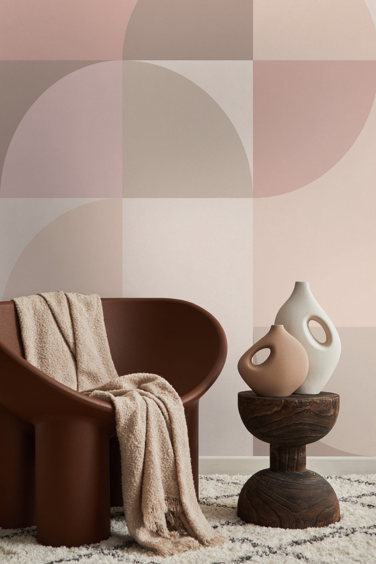 Origin Wallcoverings fotobehang cirkels in Bauhaus stijl beige en roze - 250 x 279 cm - 357321