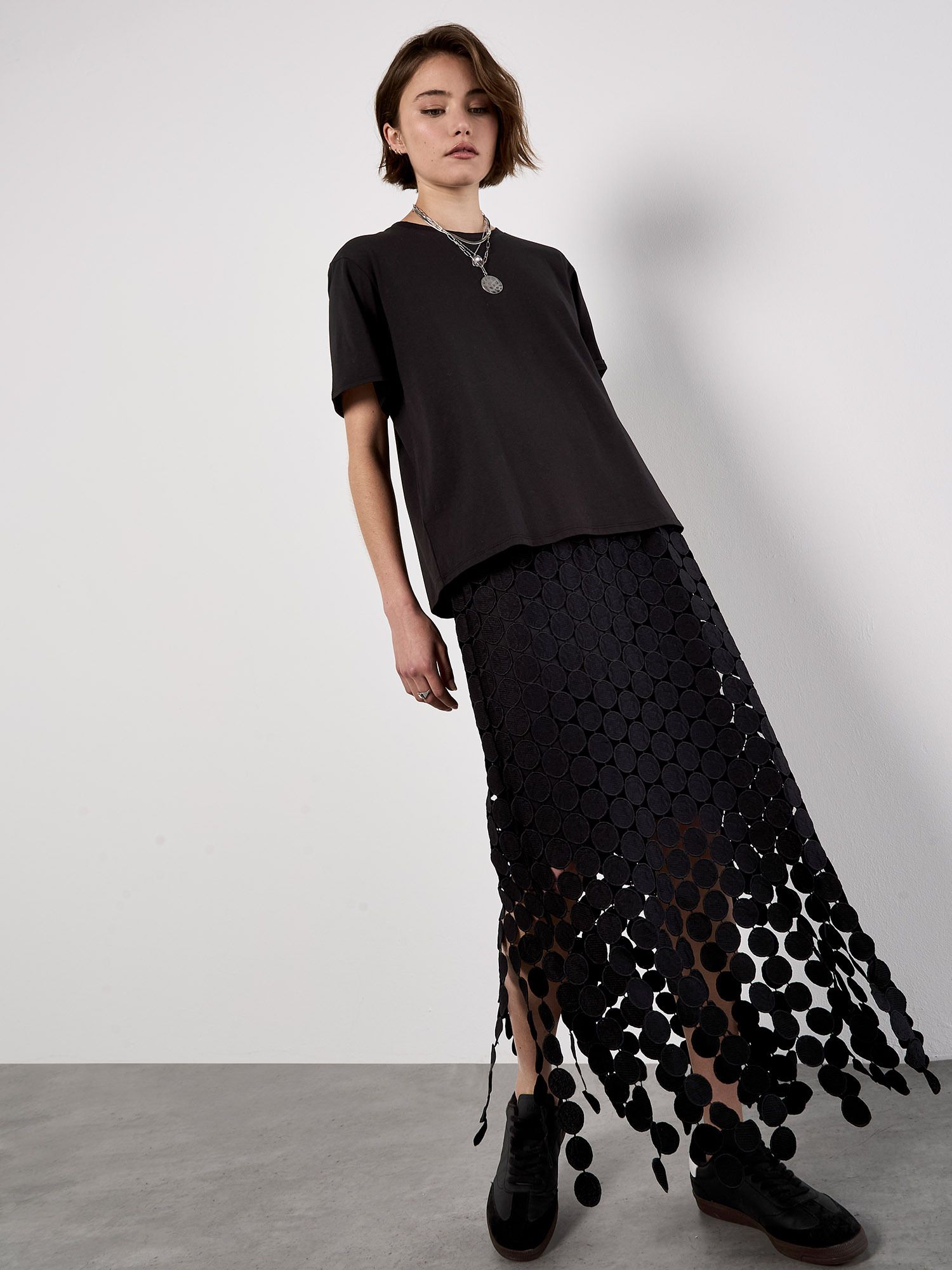 Apricot Guipure Circle Lace Fringe Maxi Skirt