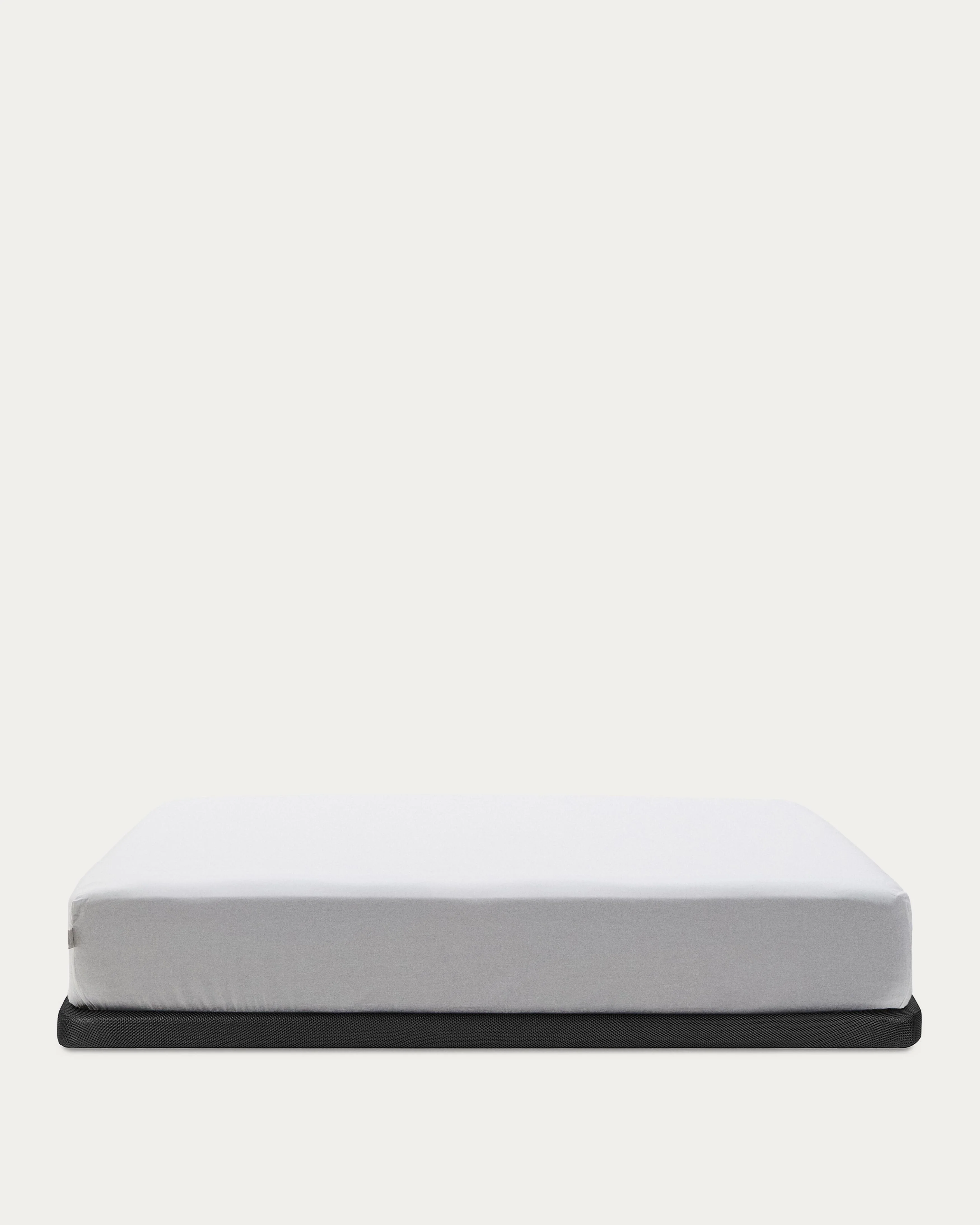 Under base upholstered with 3D fabric for 140 x 190cm mattress