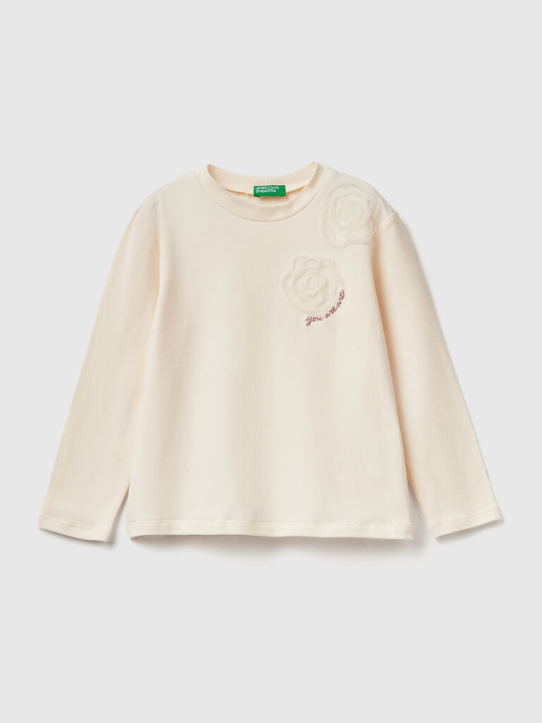 T-shirt with tulle applique