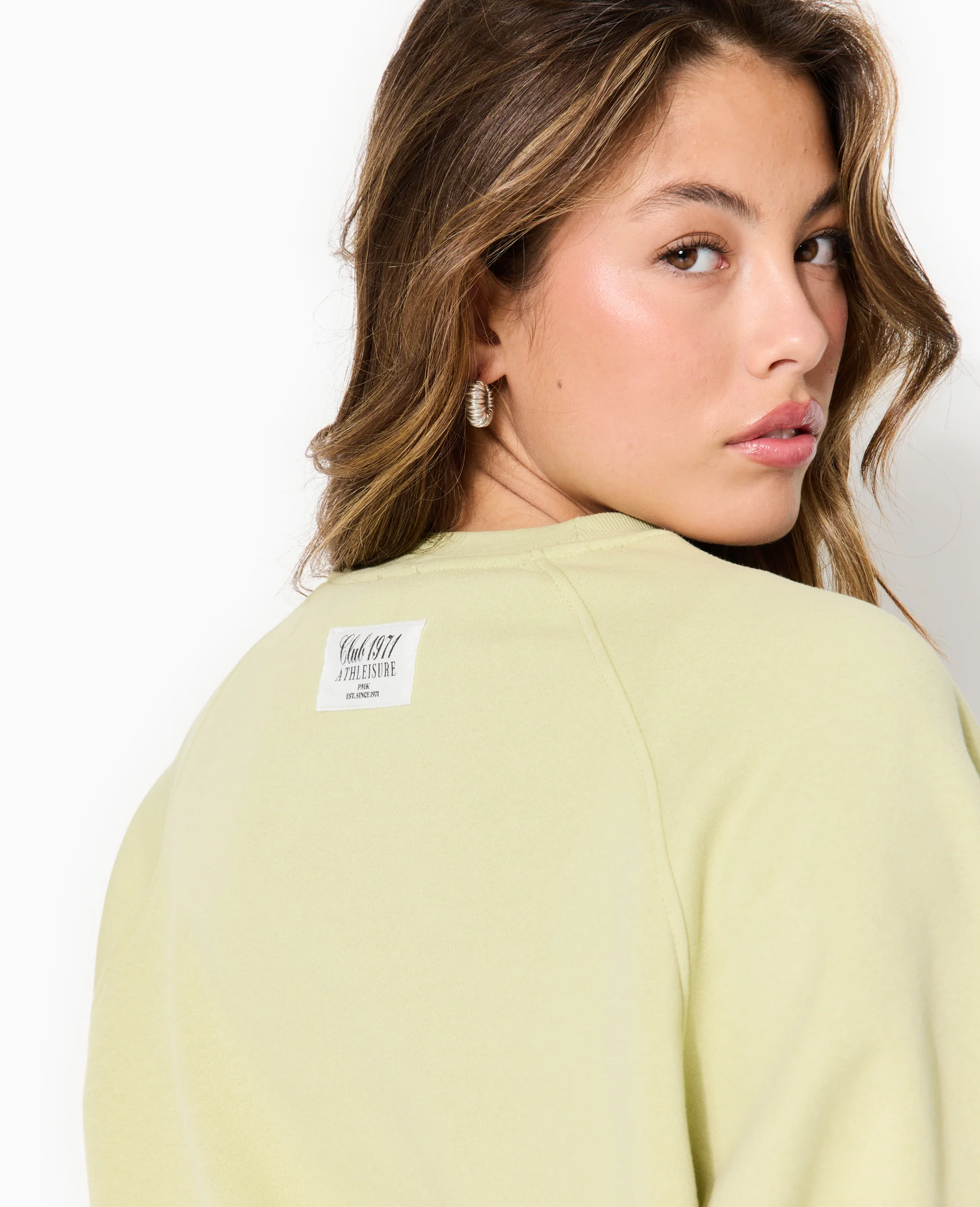 Sweat col rond avec étiquette cousue