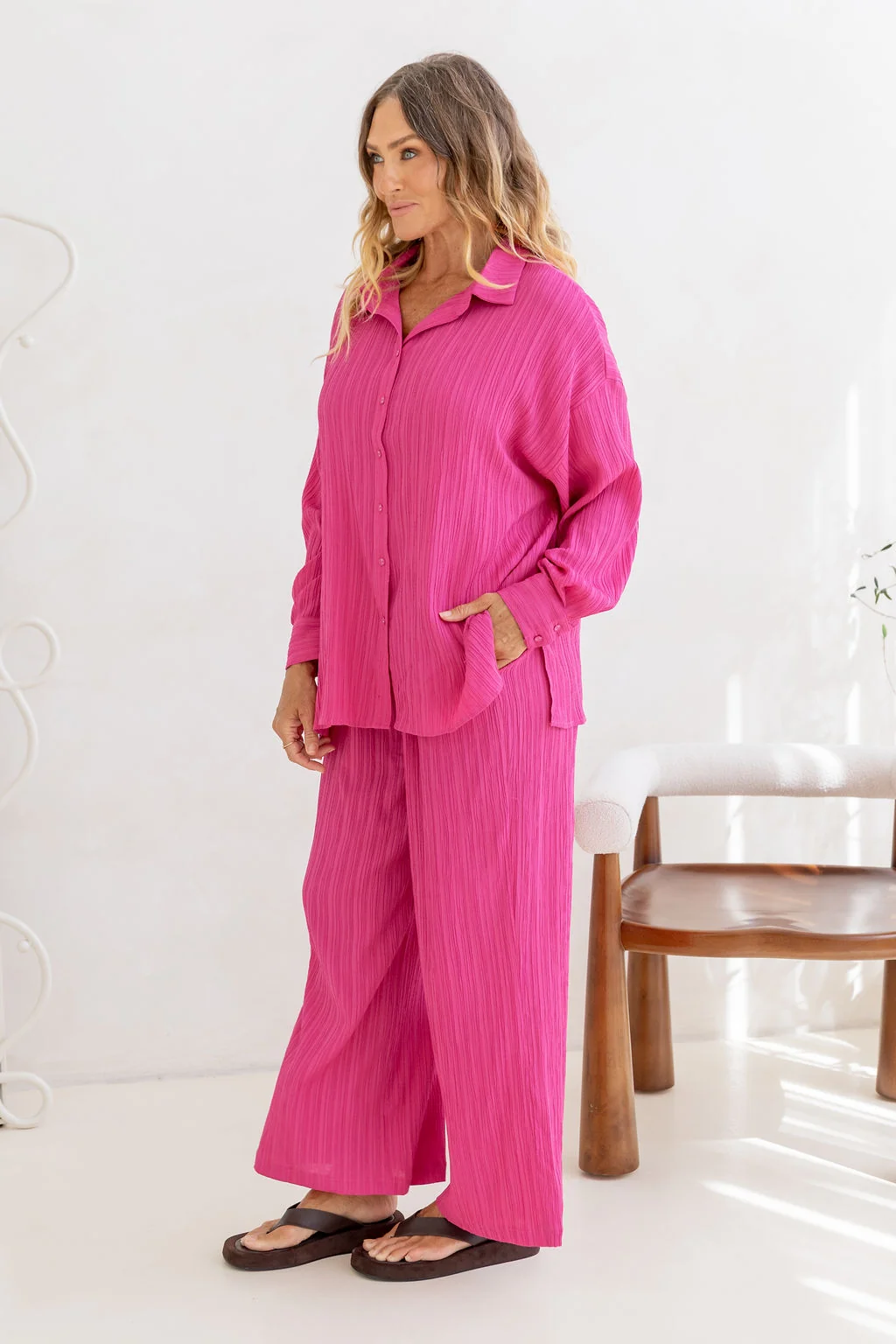 Gina Pant in Textured Hot Pink