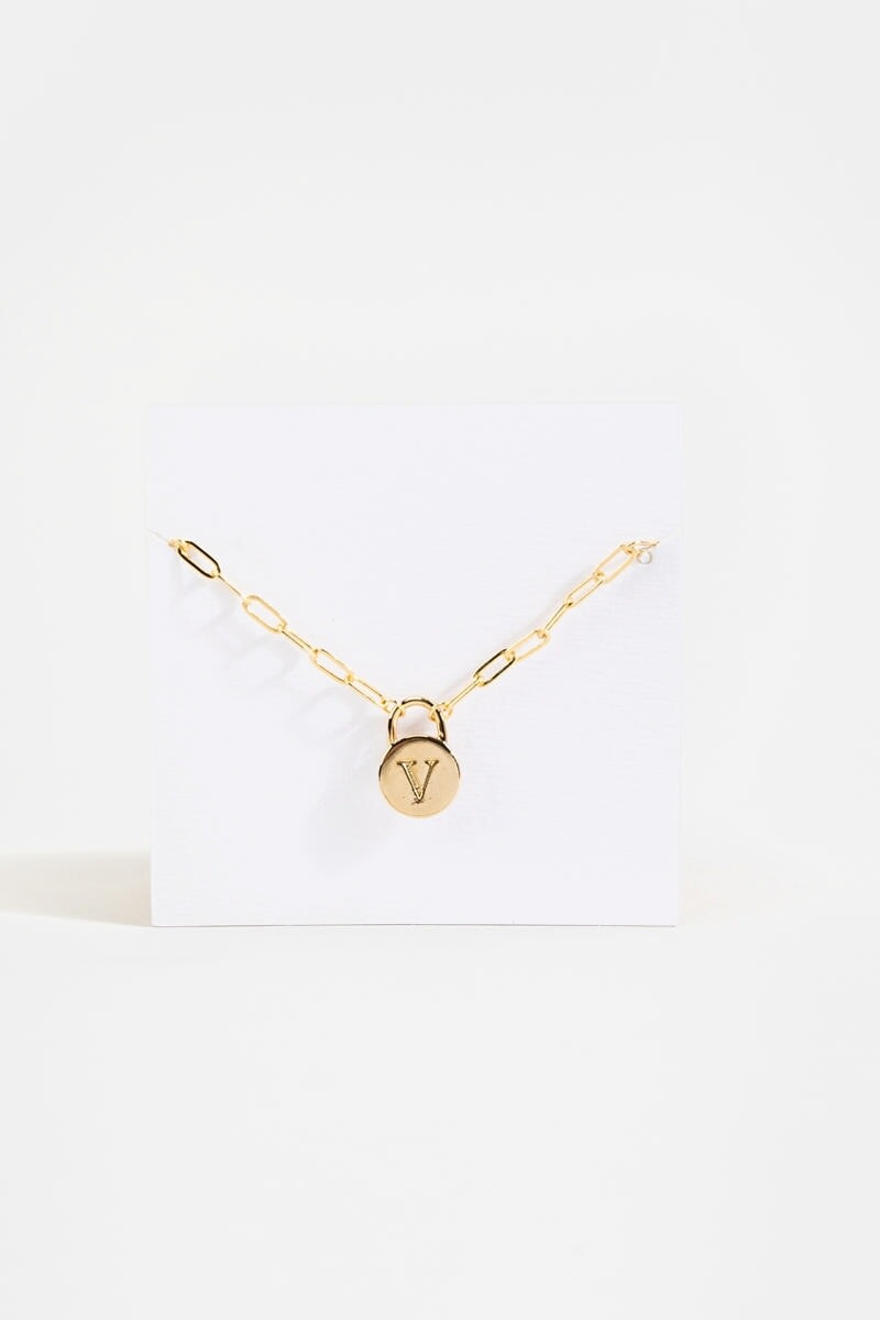 Initial Curb Chain Pendant Necklace Gold