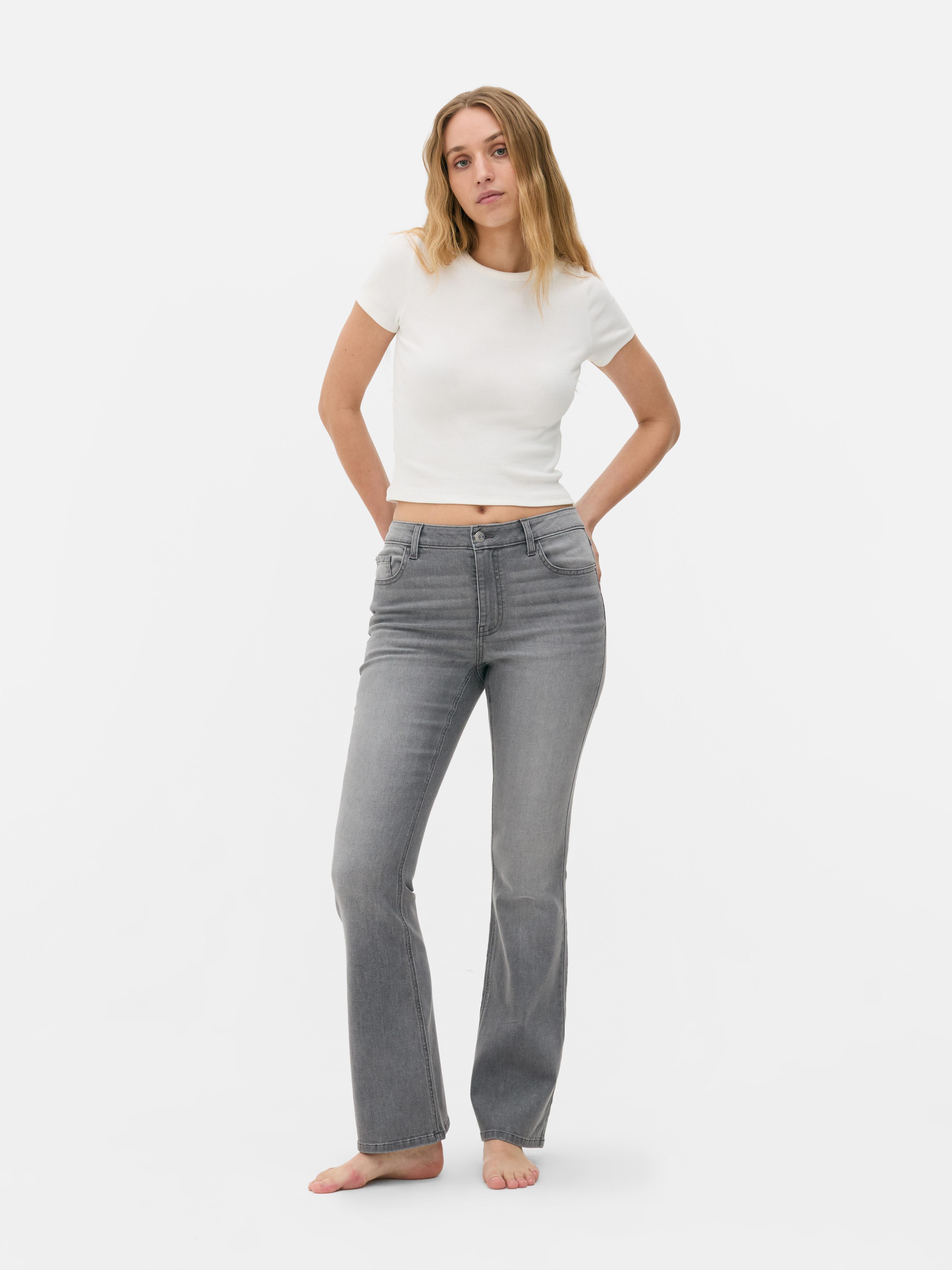 MAJOR FIND | Mid-Rise Flared Jeans