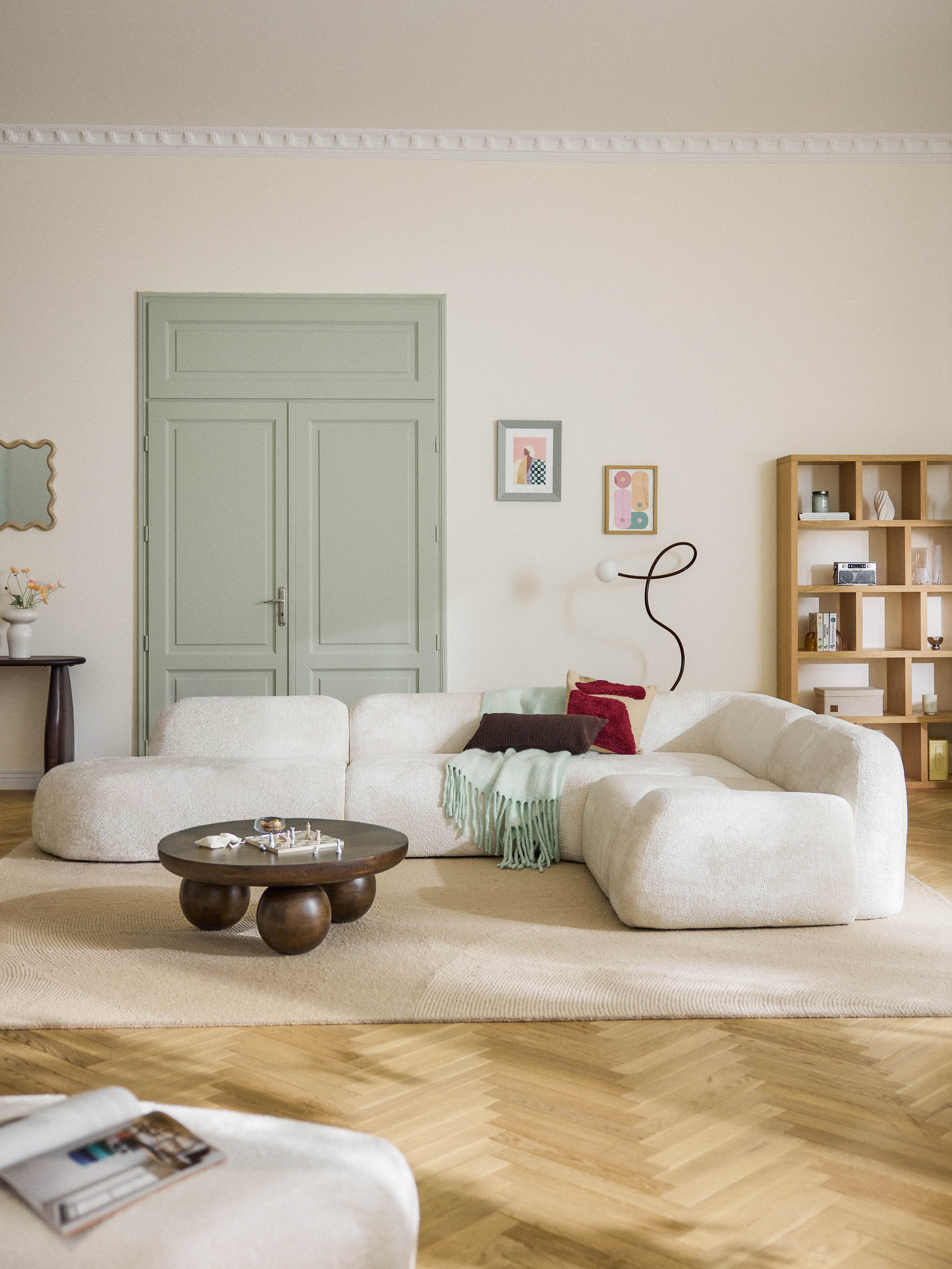 Modulares XL-Ecksofa Wolke (4-Sitzer) aus Teddy-Bouclé mit Chaiselongue