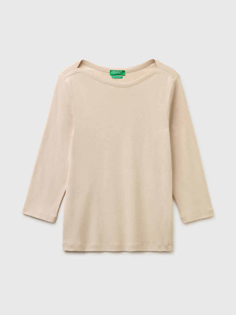 Slim fit t-shirt with boat neck