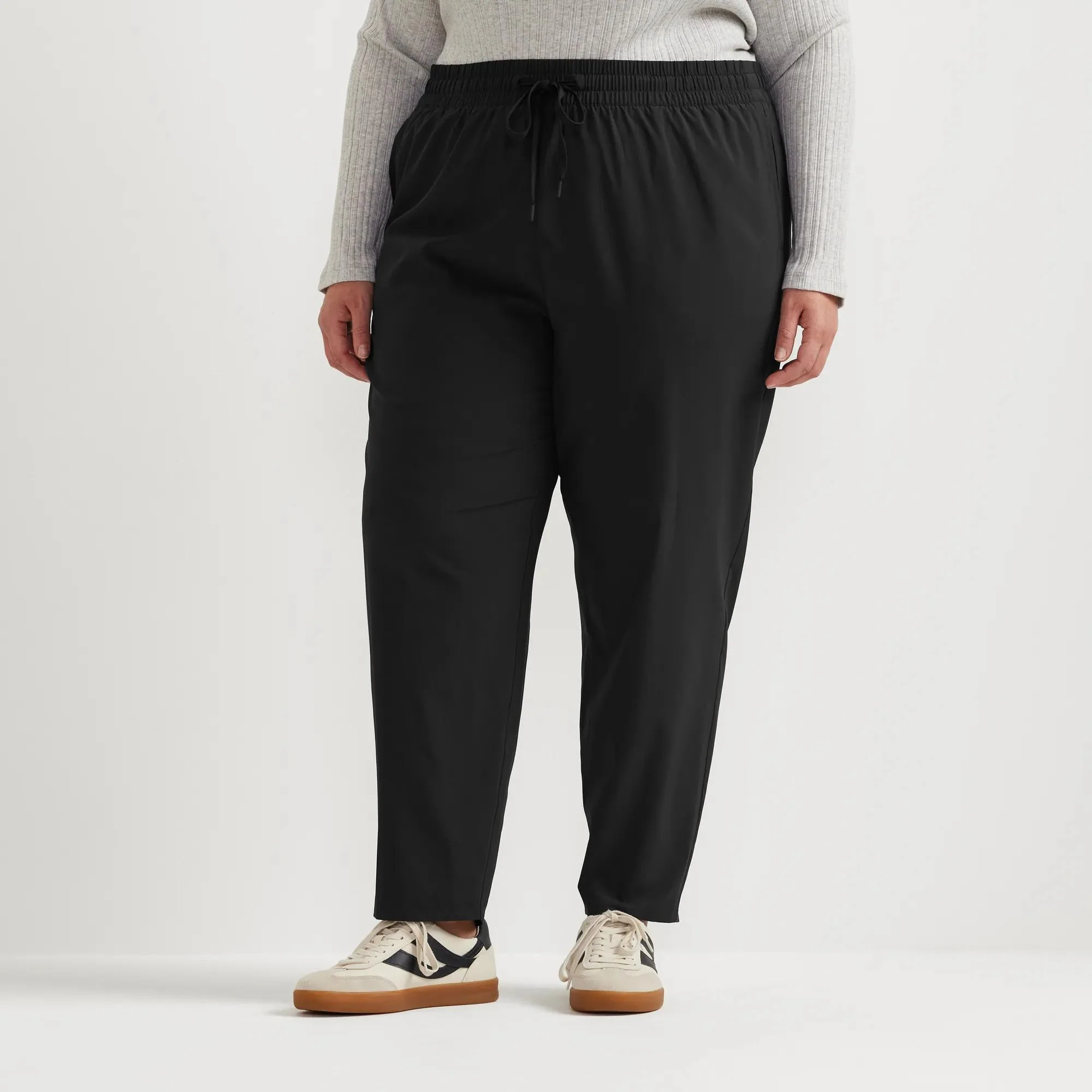 Women's Departure Stretch Tie-Front Ankle Pants