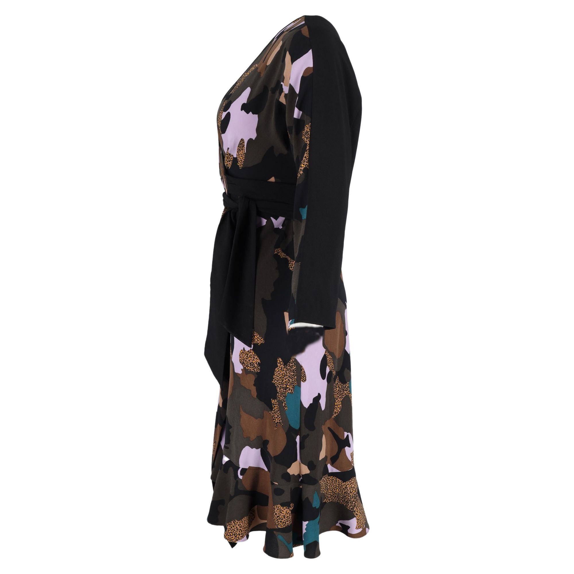 Diane Von Furstenberg Preloved Printed Wrap Dress in Multicolor Viscose
