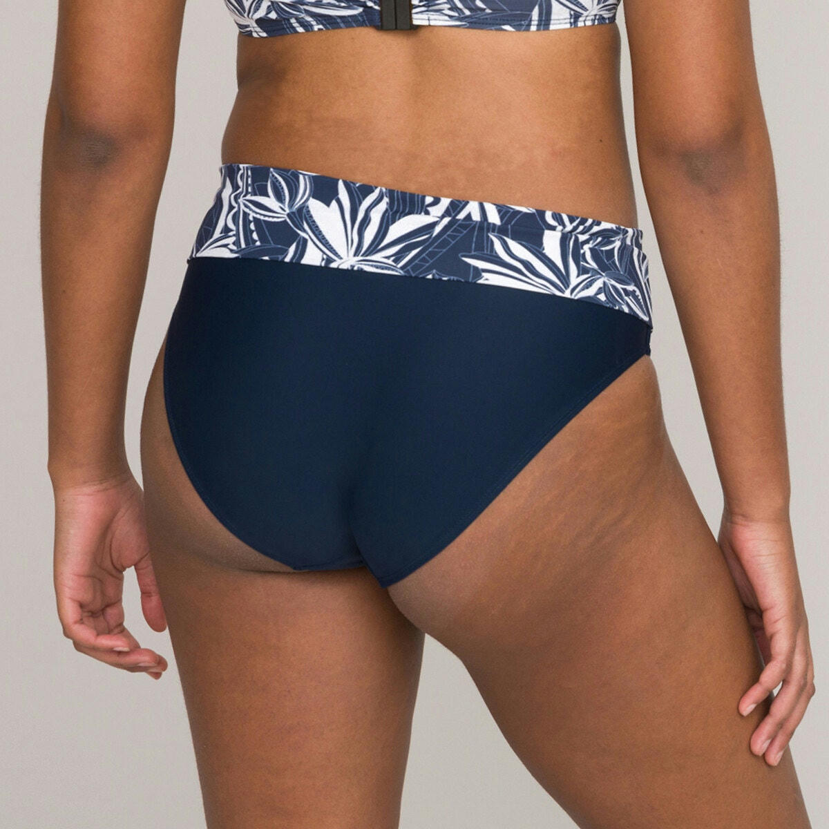 Bas de maillot de bain culotte effet ventre plat