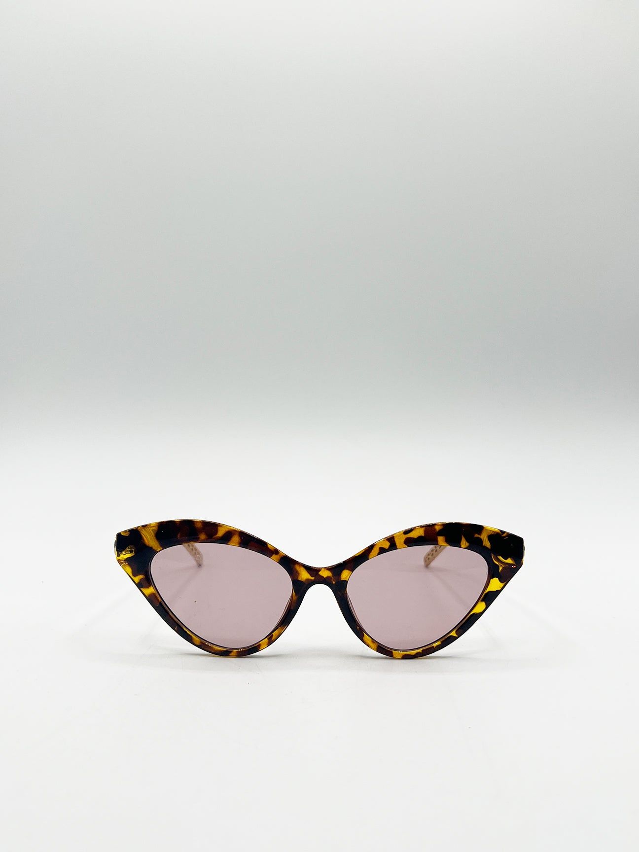 SVNX Cat-Eye Sunglasses with Thin Chain Arm Tortoise