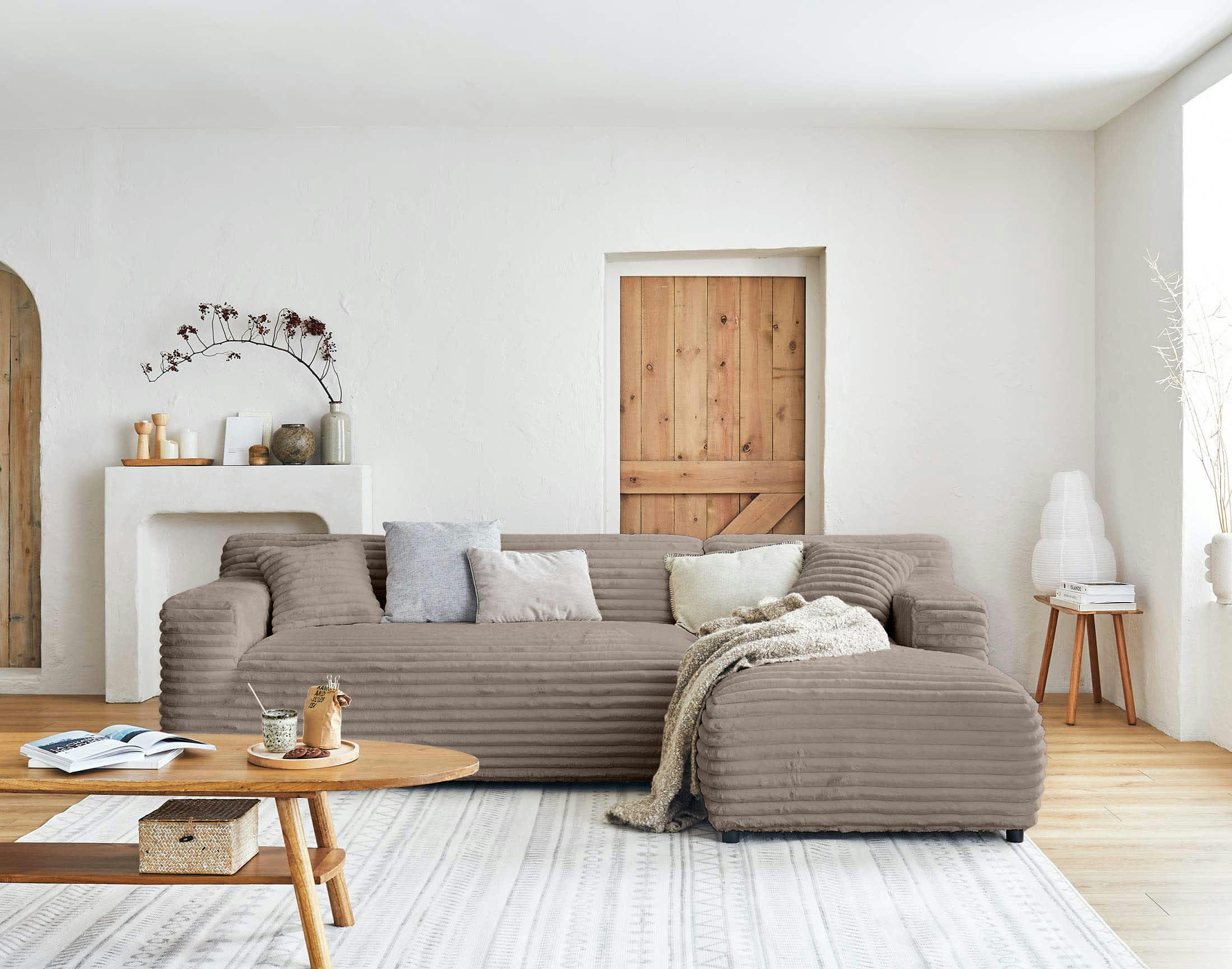 LAPONIE - Canapé d'angle droit 4 places en velours grosses côtes taupe