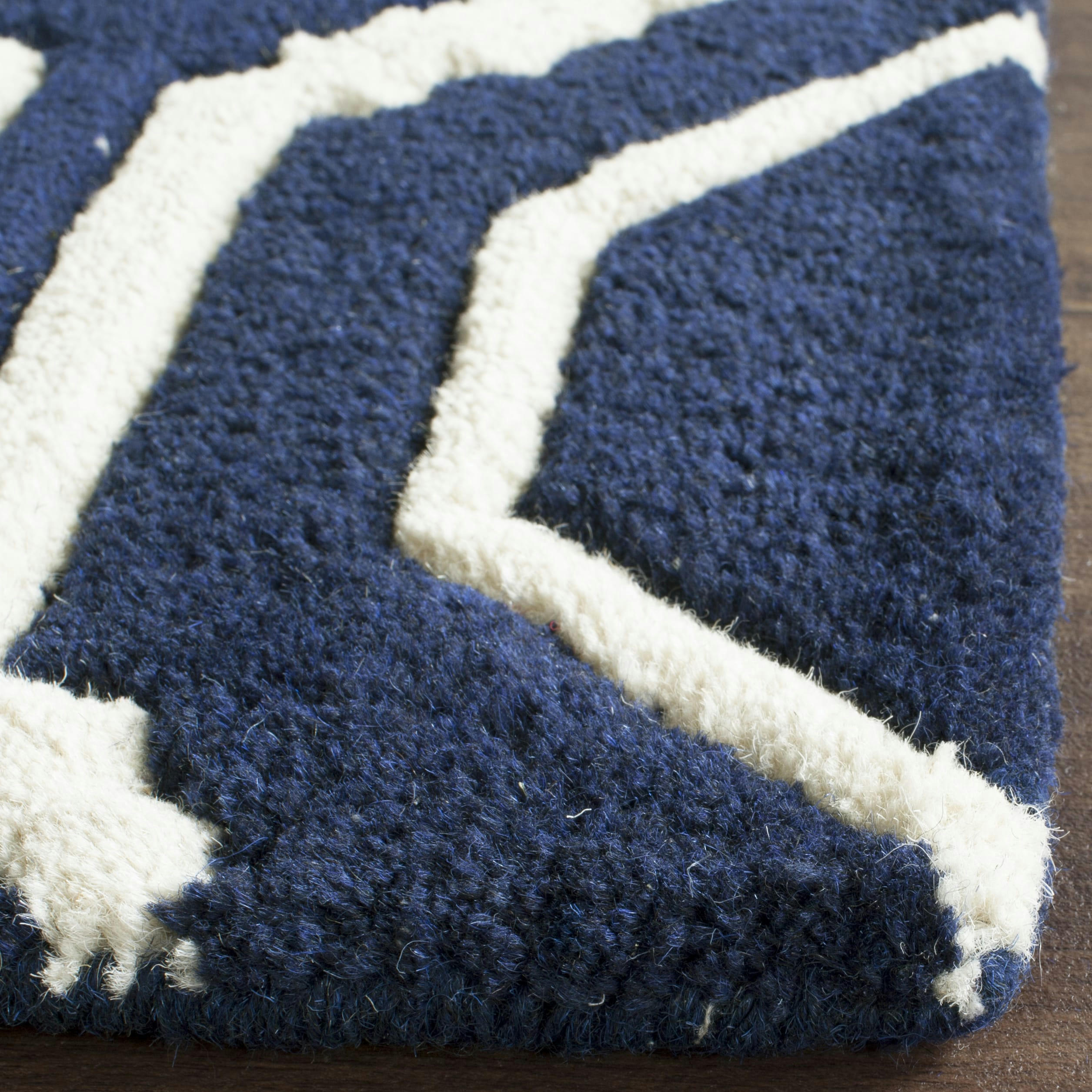 CHATHAM - Tapis de salon interieur en bleu fonce & ivoire, 152 x 244 cm
