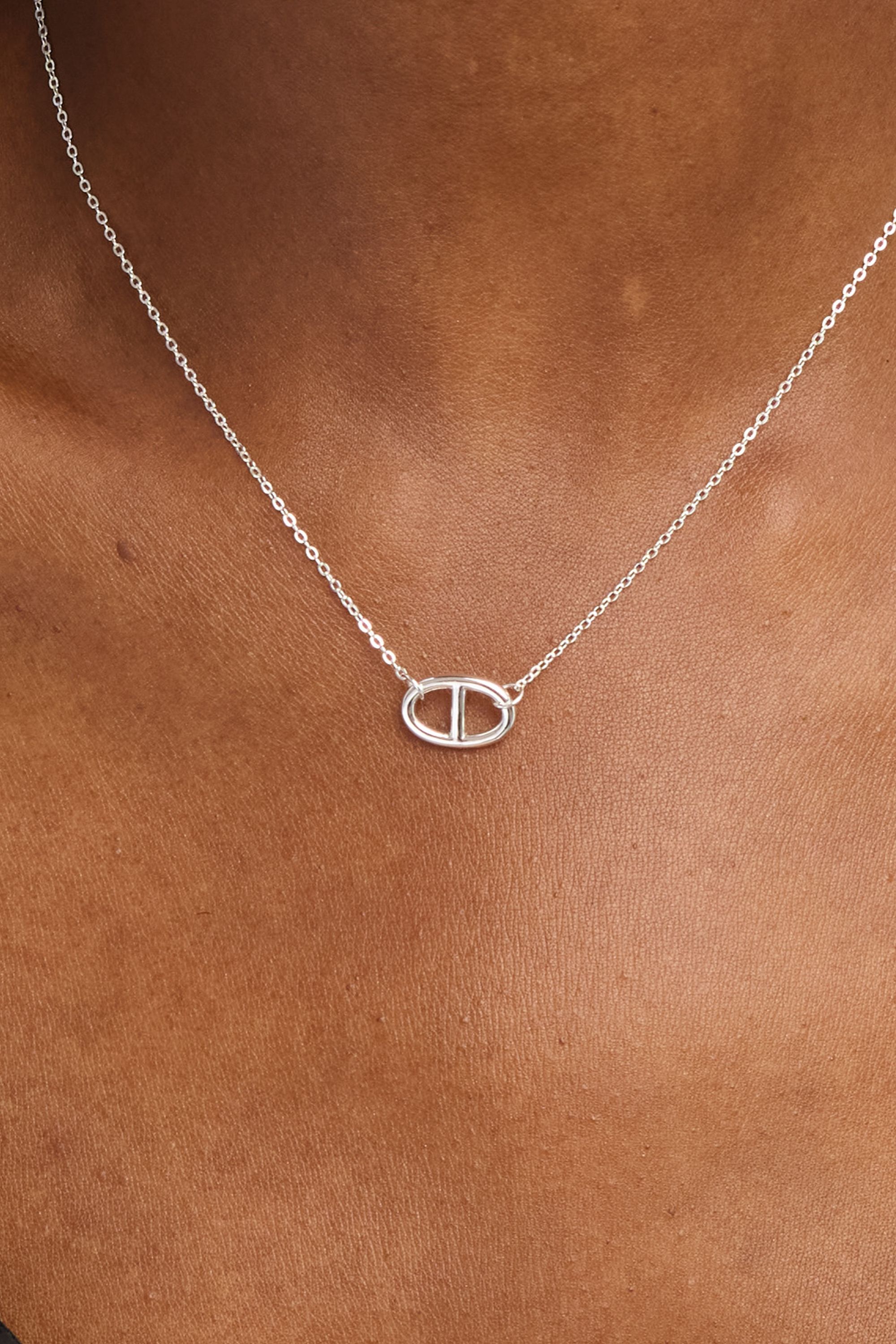 Simply Silver Sterling Silver 925 Interlink Heart Necklace