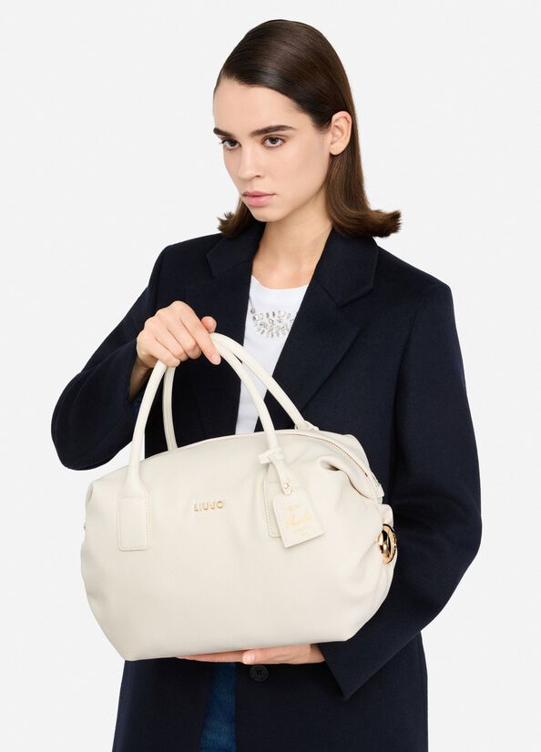 Borsa grande con charm
