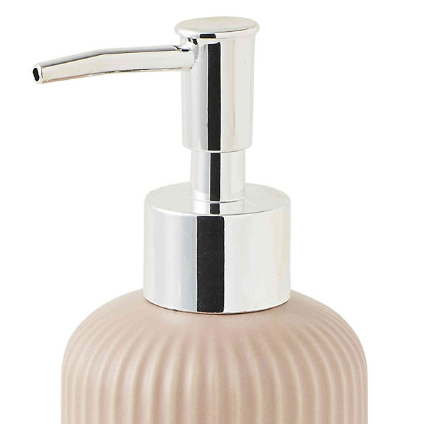 Distributeur de savon strié en céramique 7x7x20cm