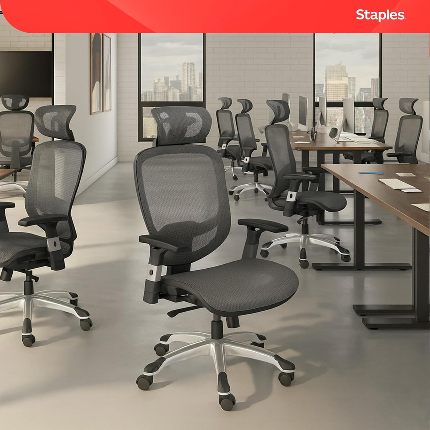 STAPLES Ergonomic Task Chair, Mesh, Ergonomic, Lumbar Support, Swivel, Gray