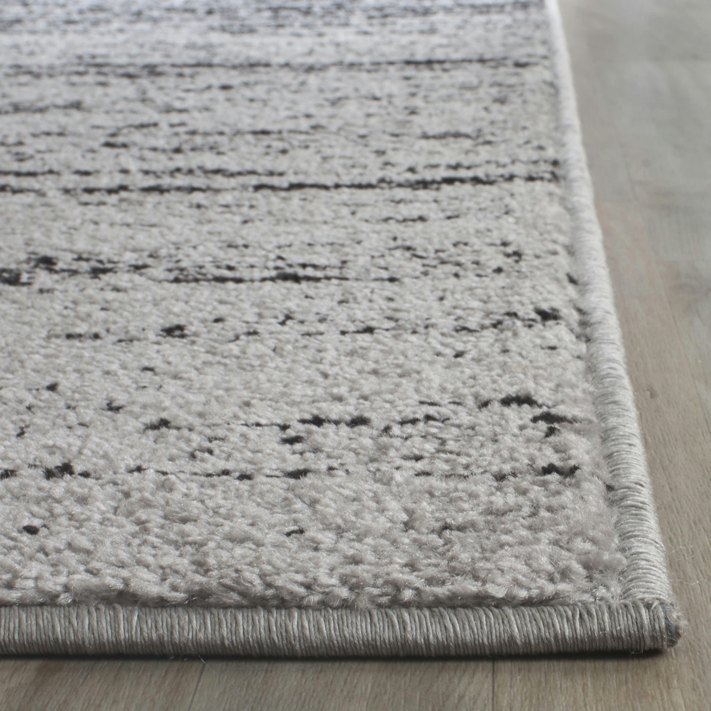 ADIRONDACK - Tapis de salon interieur en argente & noir, 76 x 244 cm