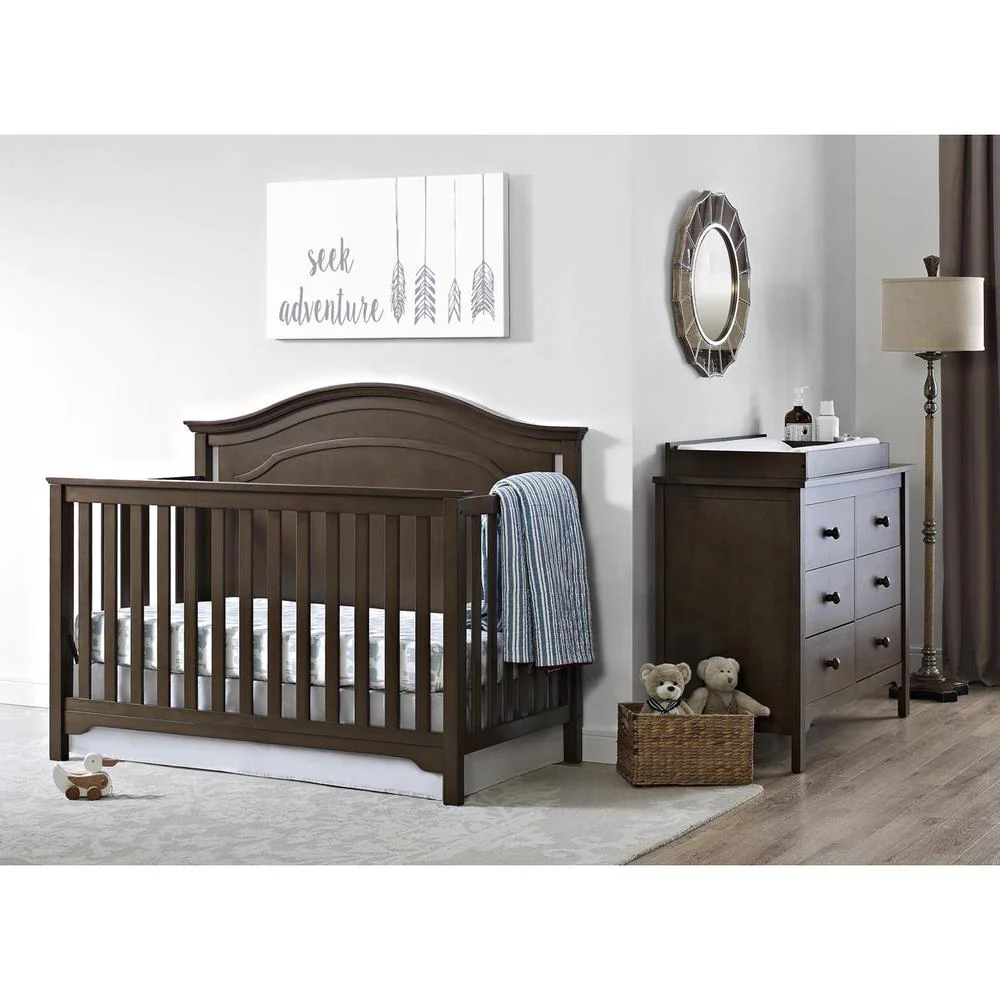 Eddie Bauer Hayworth 4-1 Convertible Crib