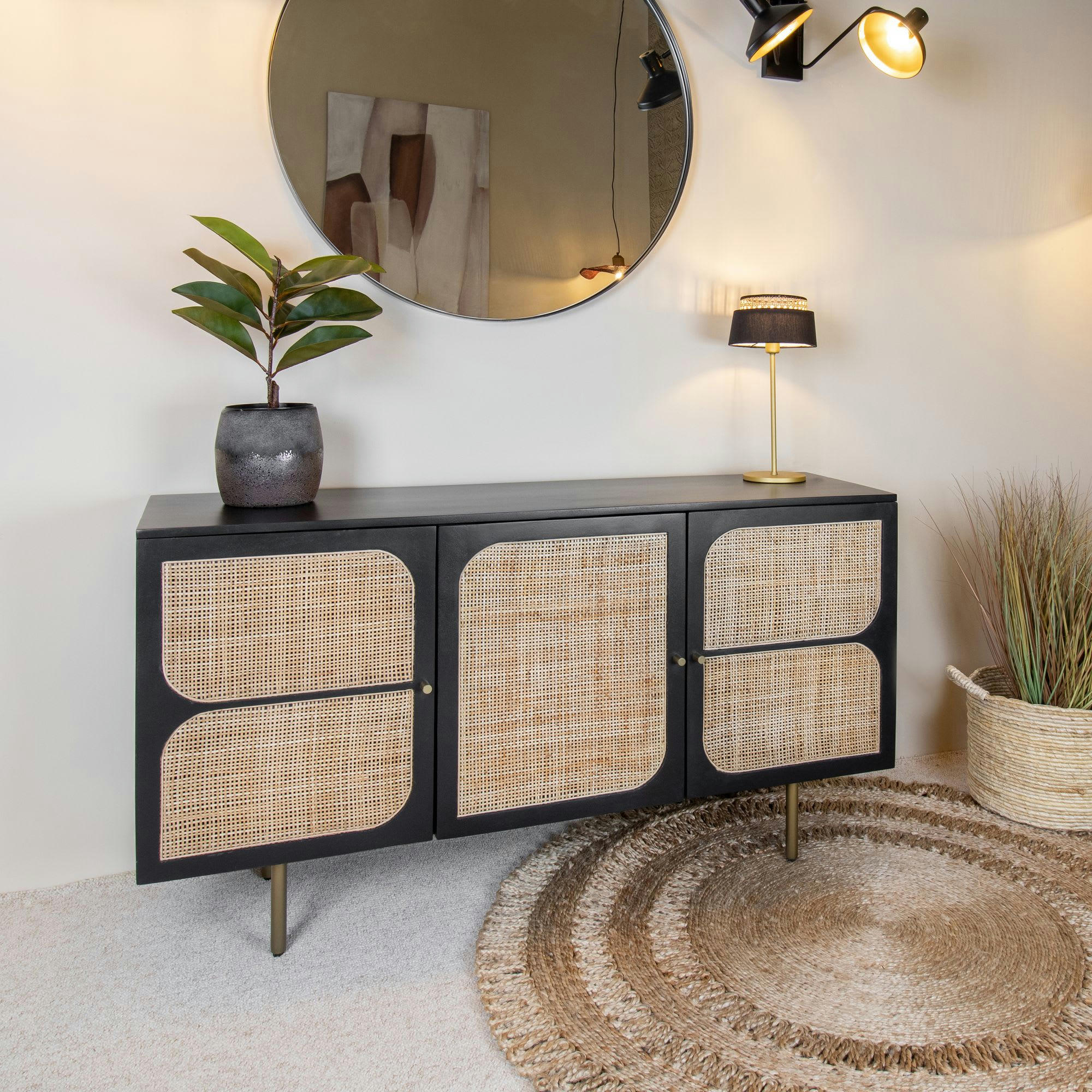 MANAUS - Bahut en bois de manguier, rotin et pieds en métal doré