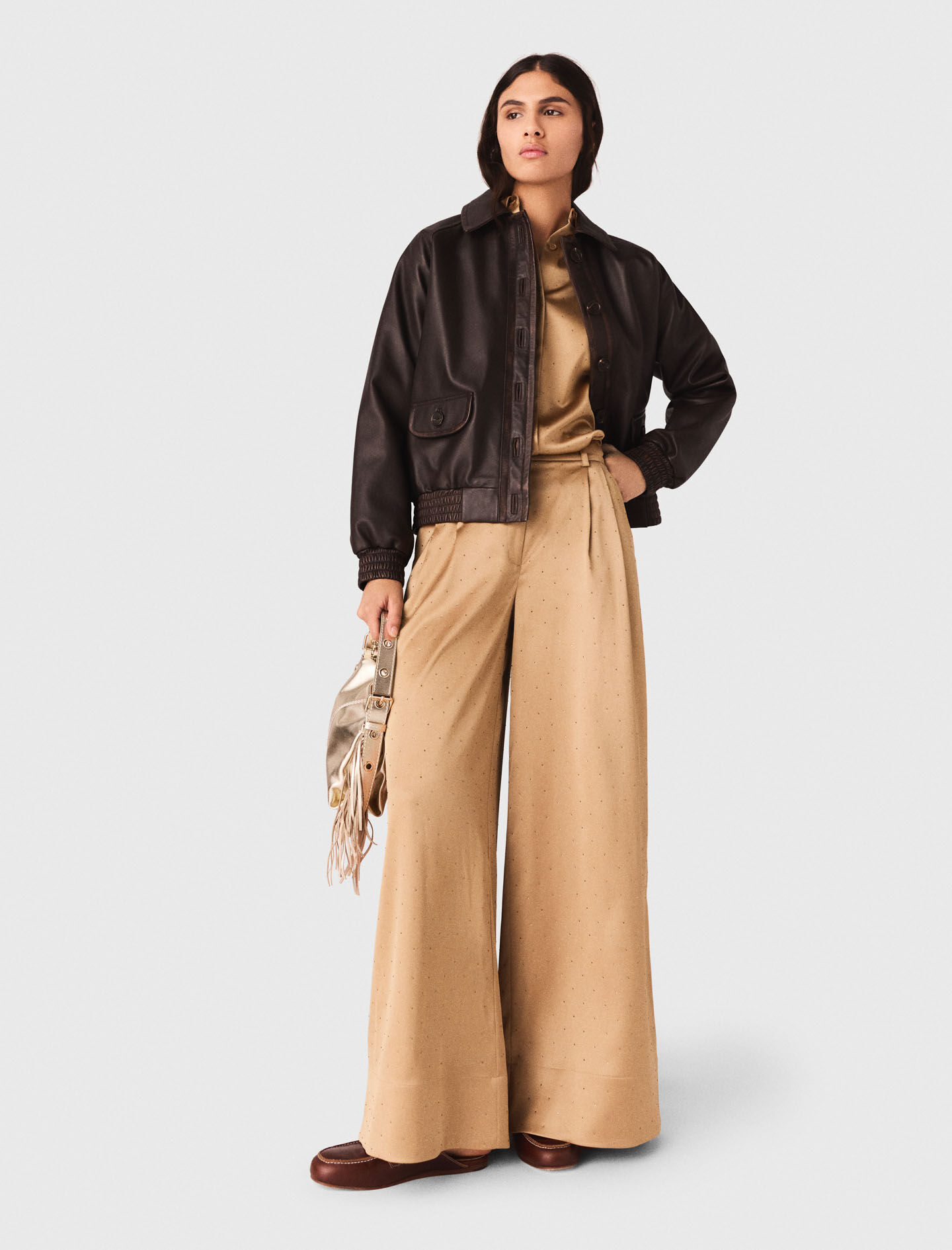 Pantalon en satin strassé