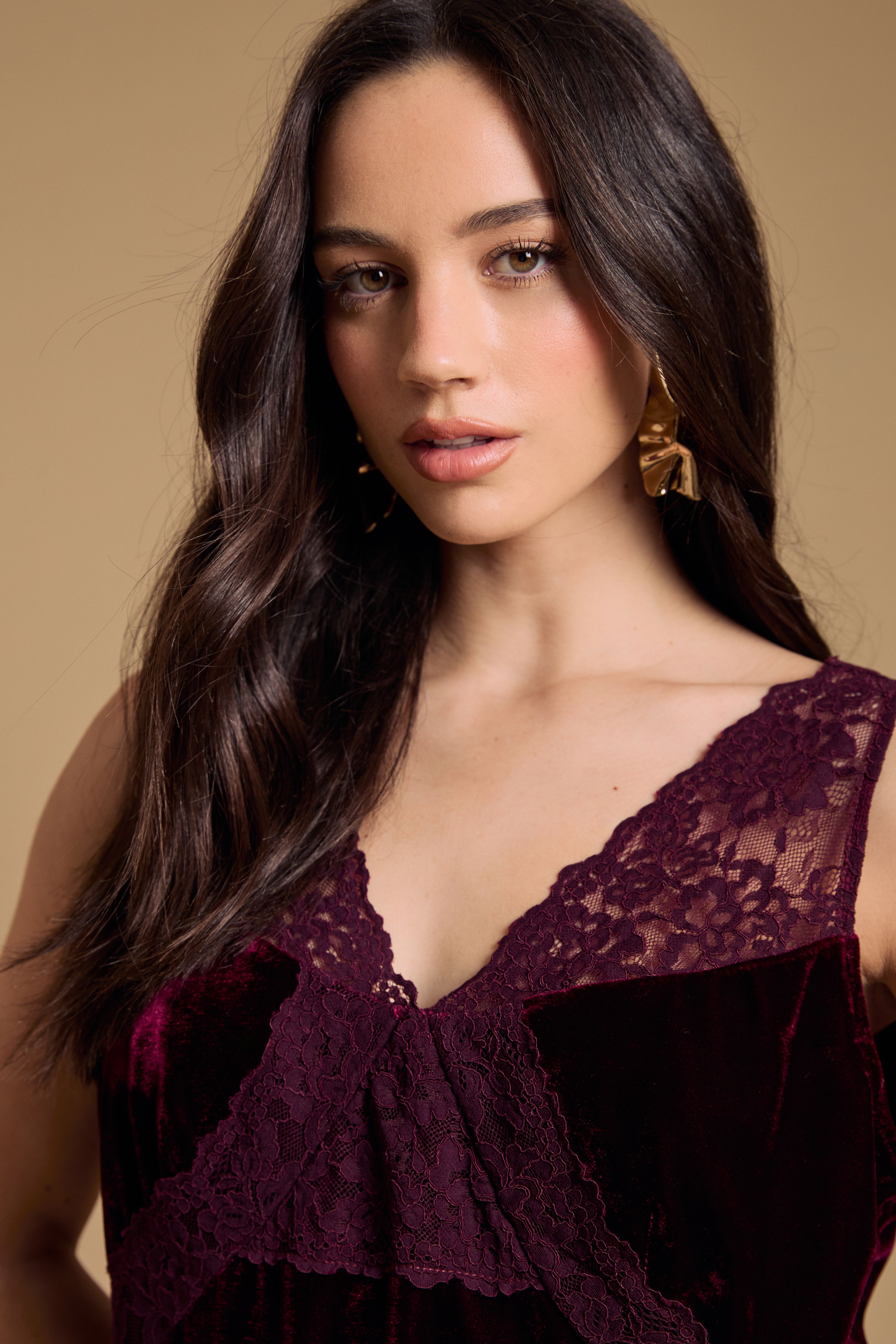 Oasis Velvet Lace Detail V Neck Cami Top