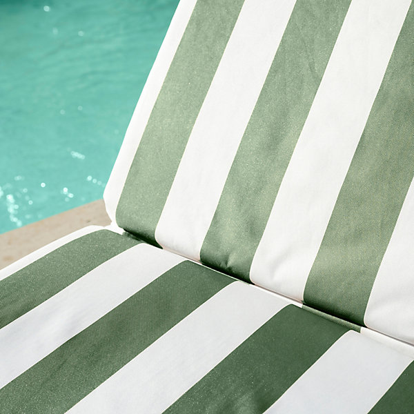 Matelas bain de soleil imperméable déhoussable à rayures ARCACHON (60x190 cm - Vert Olive)