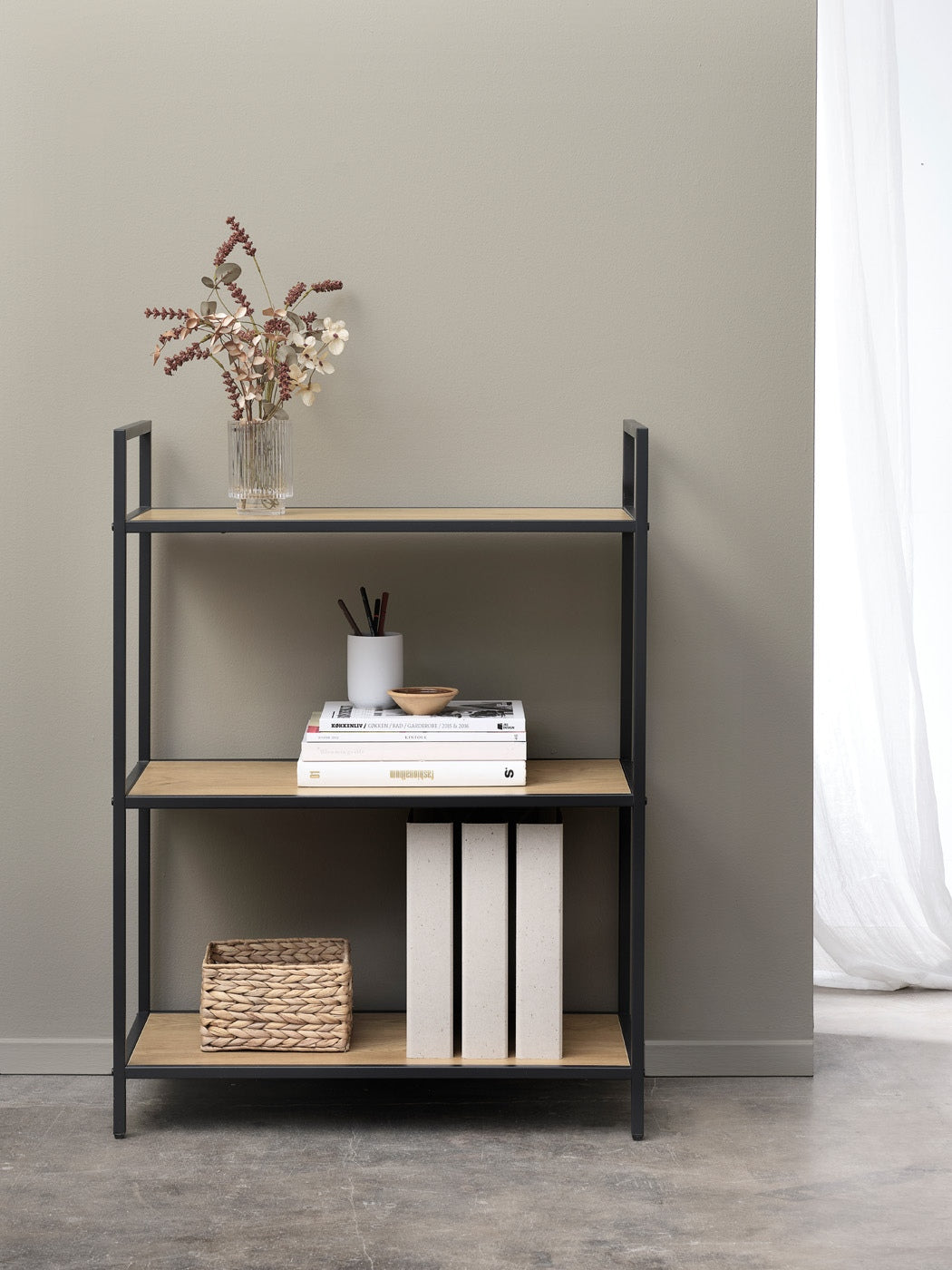 Hygge Interiors Altino H88 Boekenkast Eiken   Zwart