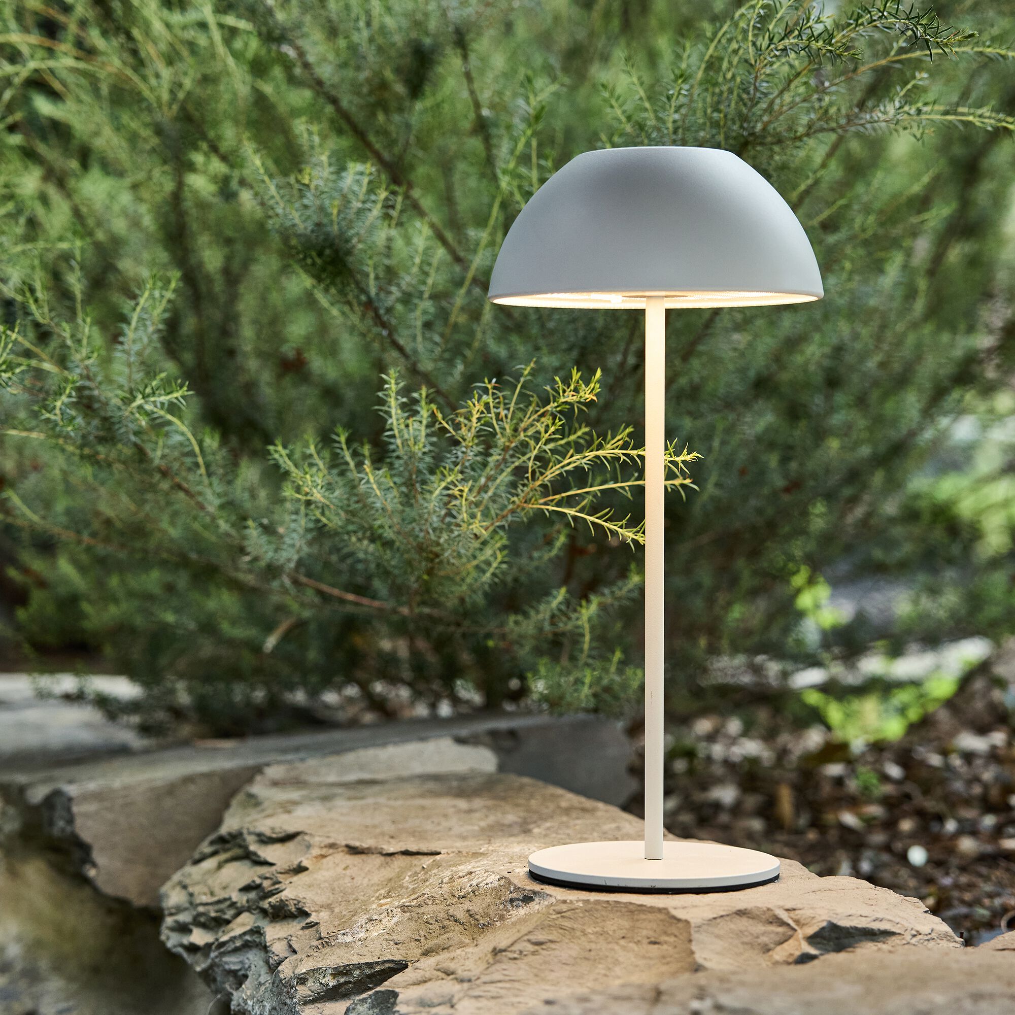 LINA - Lampe de table à poser nomade H28cm - blanc