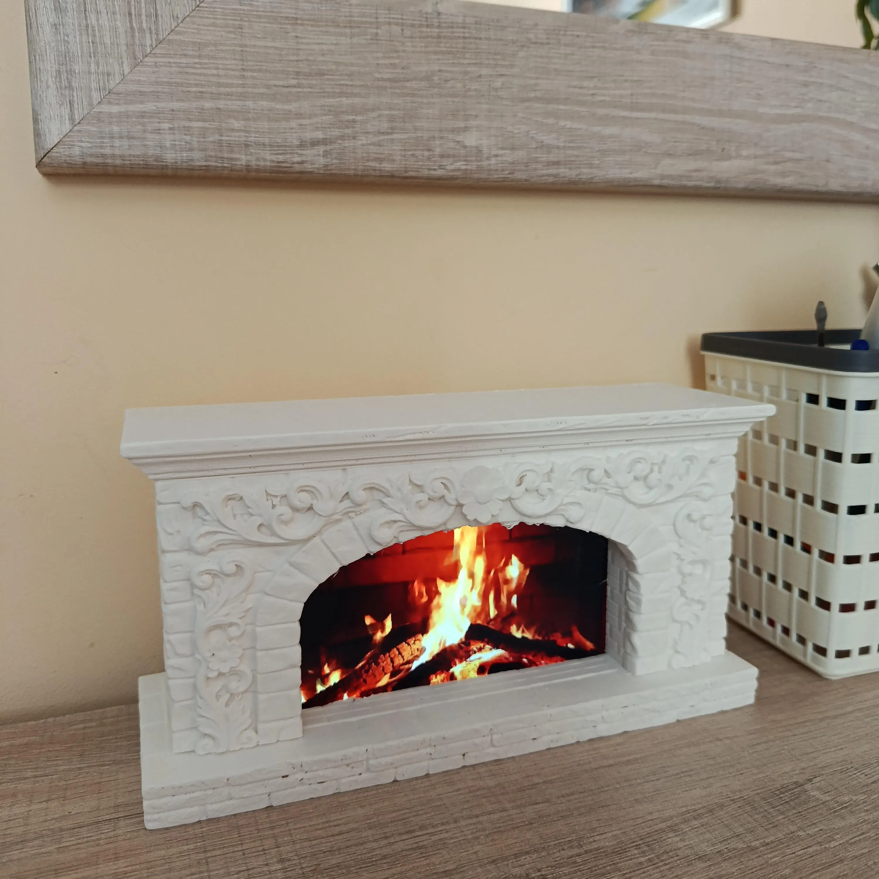 Nightlight & Cozy Miniature Fireplace — Faux Flame Lamp for Ambient Room Decor