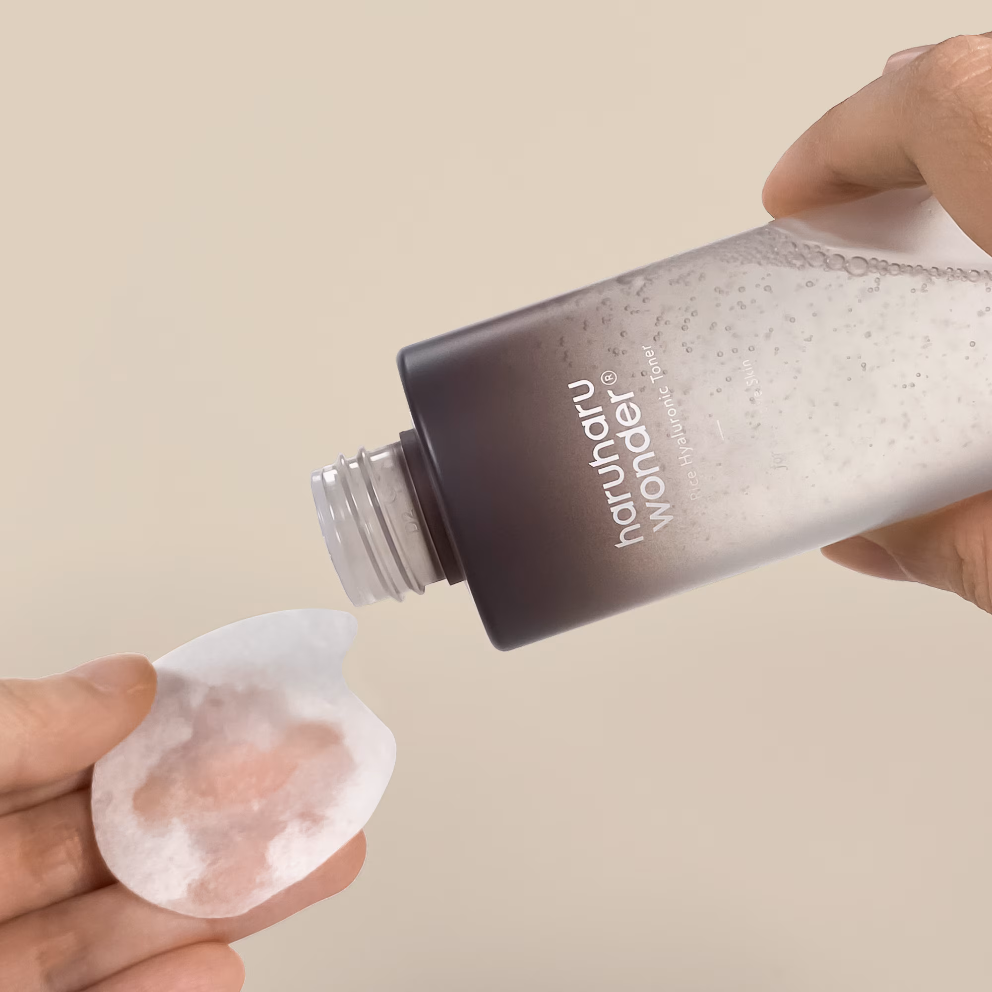 BLACK RICELotion tonique à l'acide hyaluronique sans alcool ni parfum
