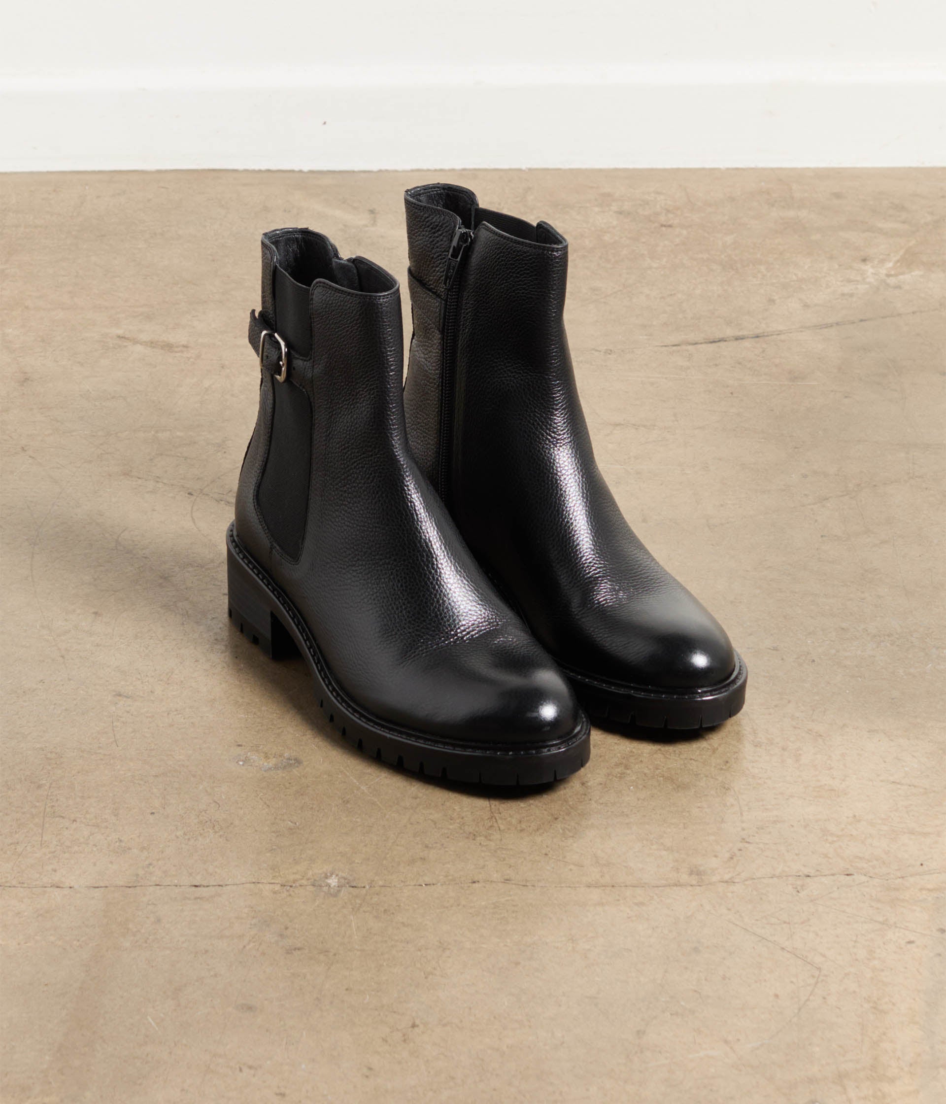 Boots en cuir noir Tina