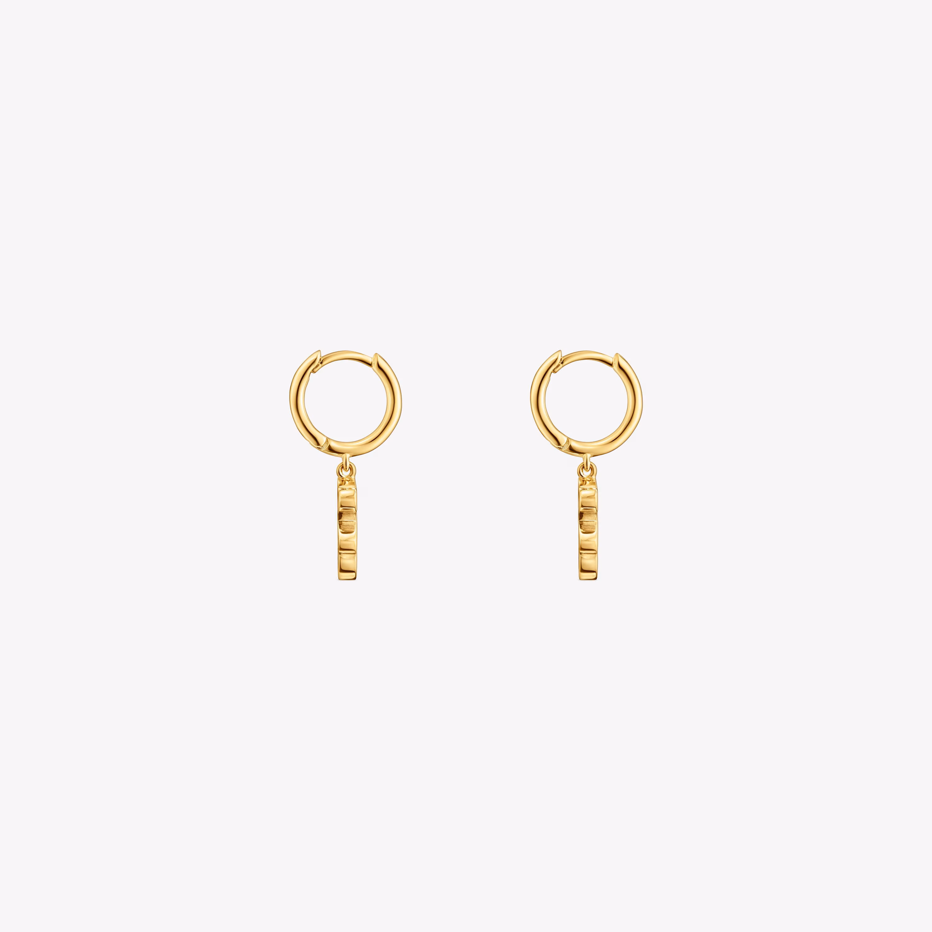 Pendientes aro con baño de oro 18 kt sobre plata y detalle oso colgante Sweet Dolls