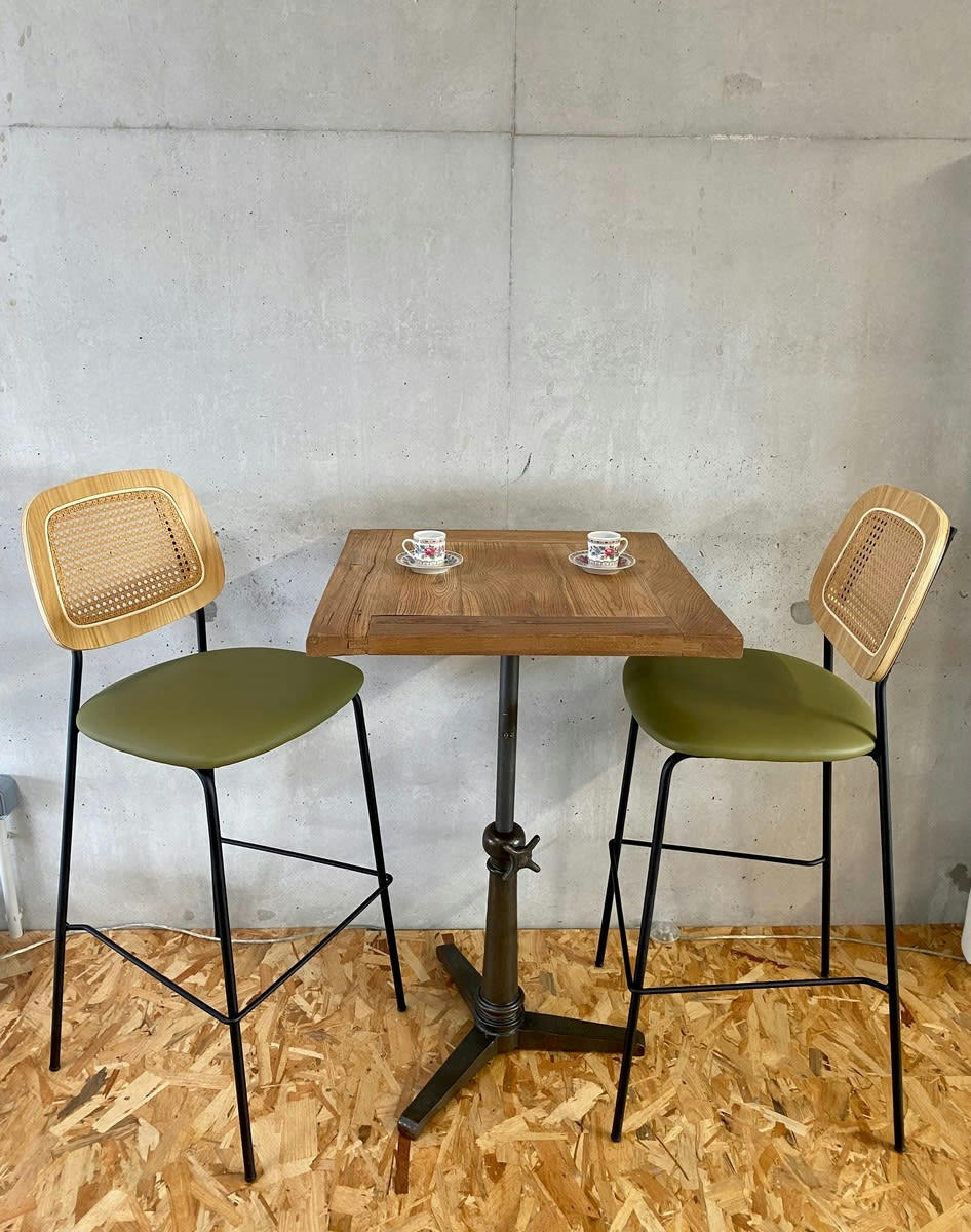 MEMPHIS - Chaise de bar simili cuir vert