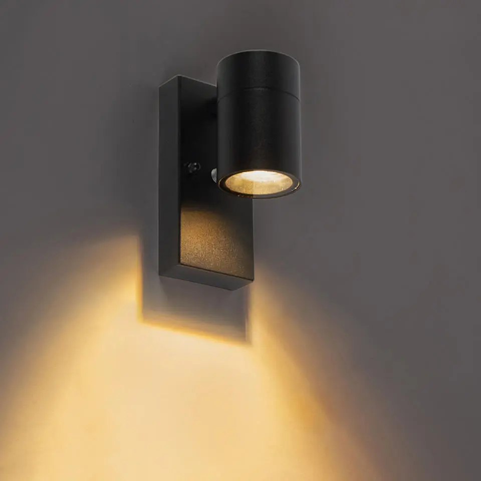 Qazqa wandlamp met daglichtsensor solo zwart gu10