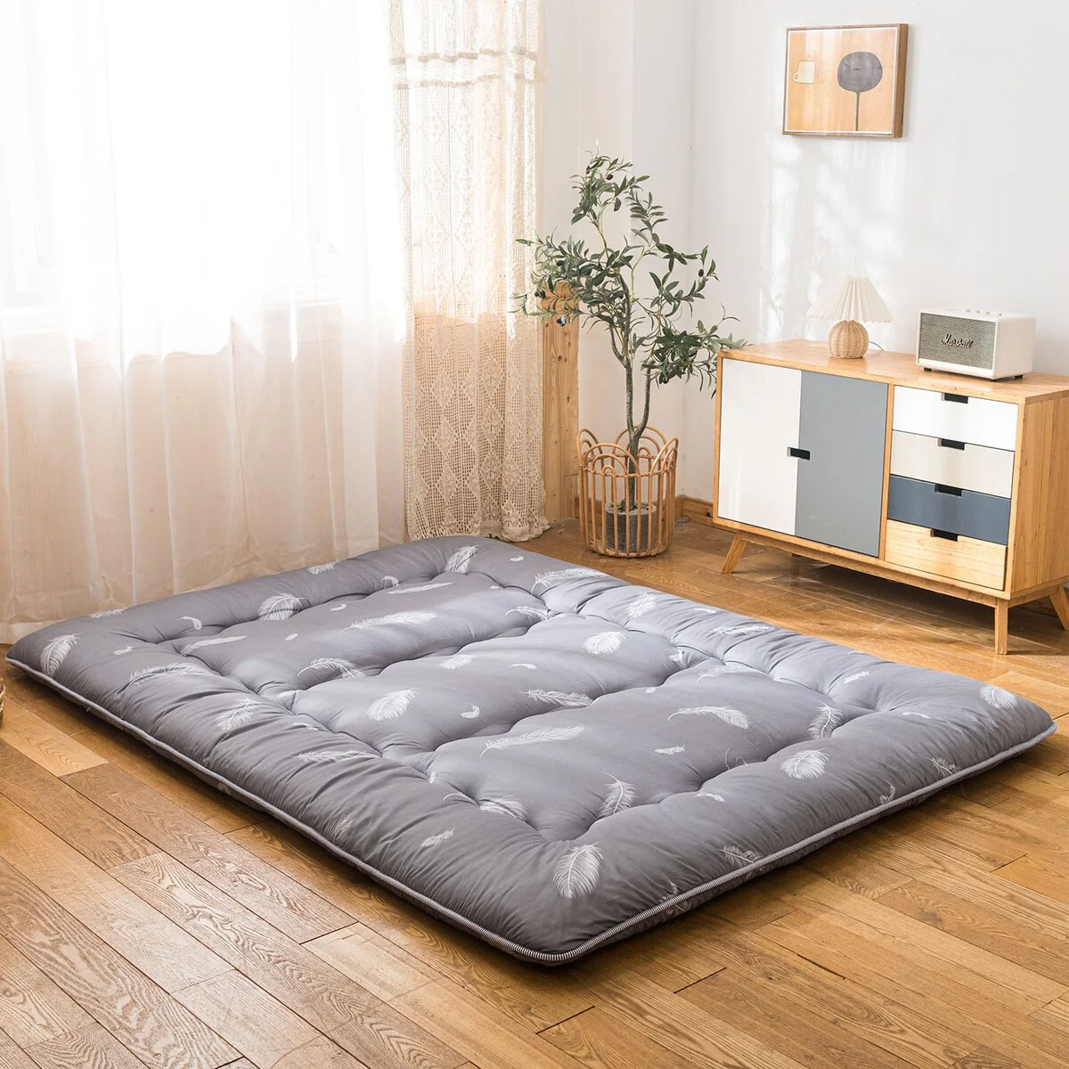 Foldable Feather Printed Floor Futon Mattress