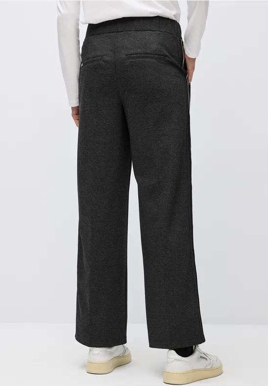 Straight Leg Hose mit Tape