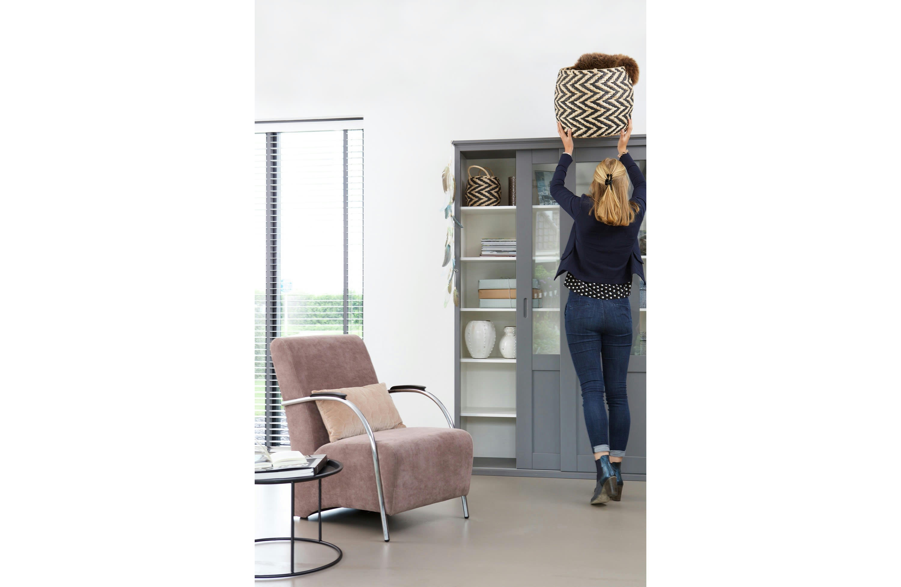 IVAR - Table d'appoint avec plateau séparé en métal noir