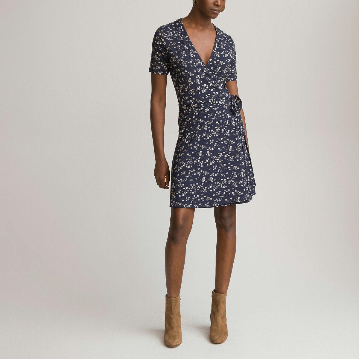 Robe cache-cœur courte, en maille jersey