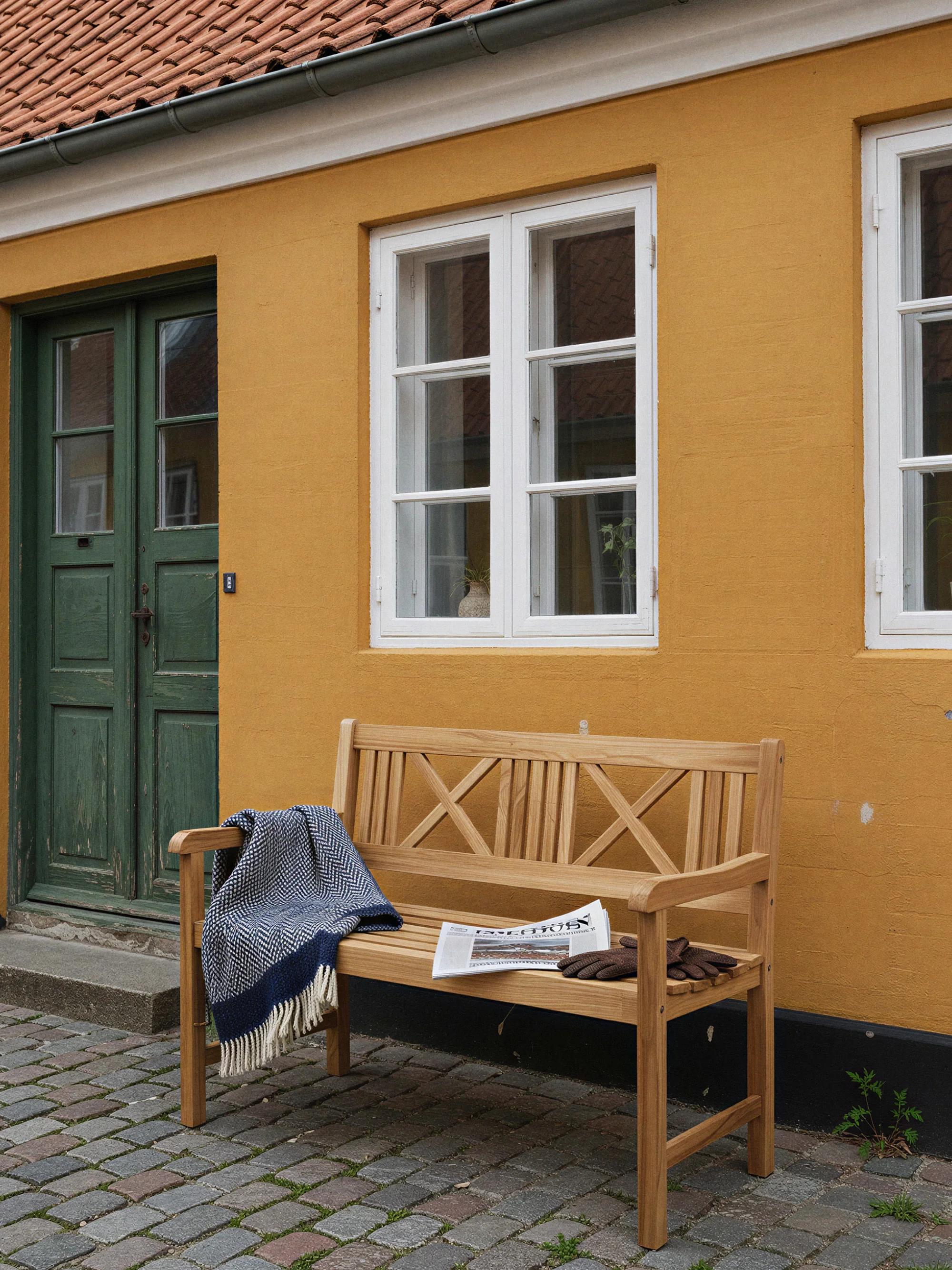 Gartenbank Rosenborg aus Teakholz