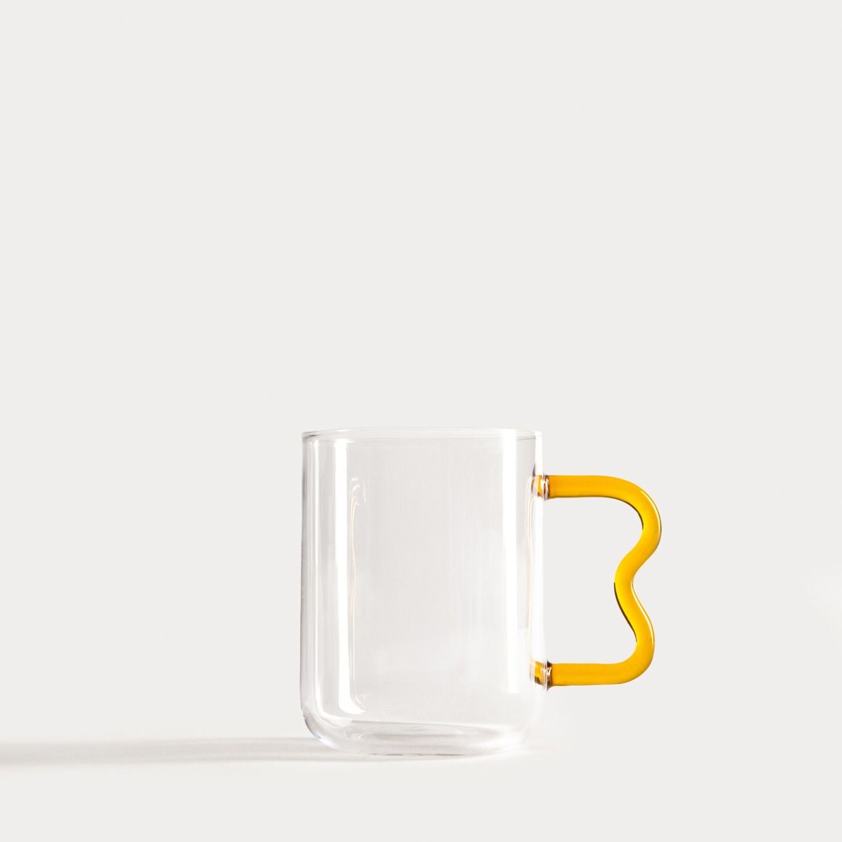 Szklanka ZIGRA z falowanym żółtym uchem 0,4 l