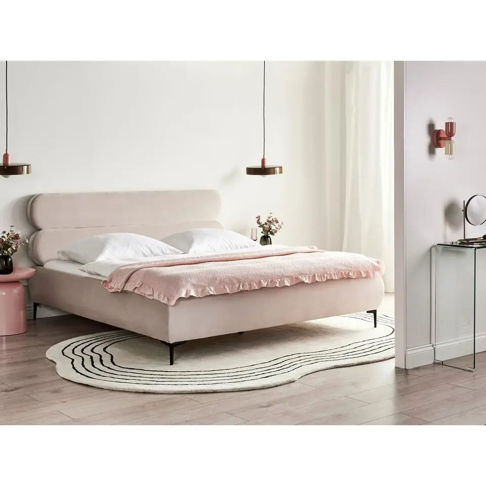 LESSAY - Tweepersoonsbed - Lichtbeige - 180 x 200 cm - Fluweel