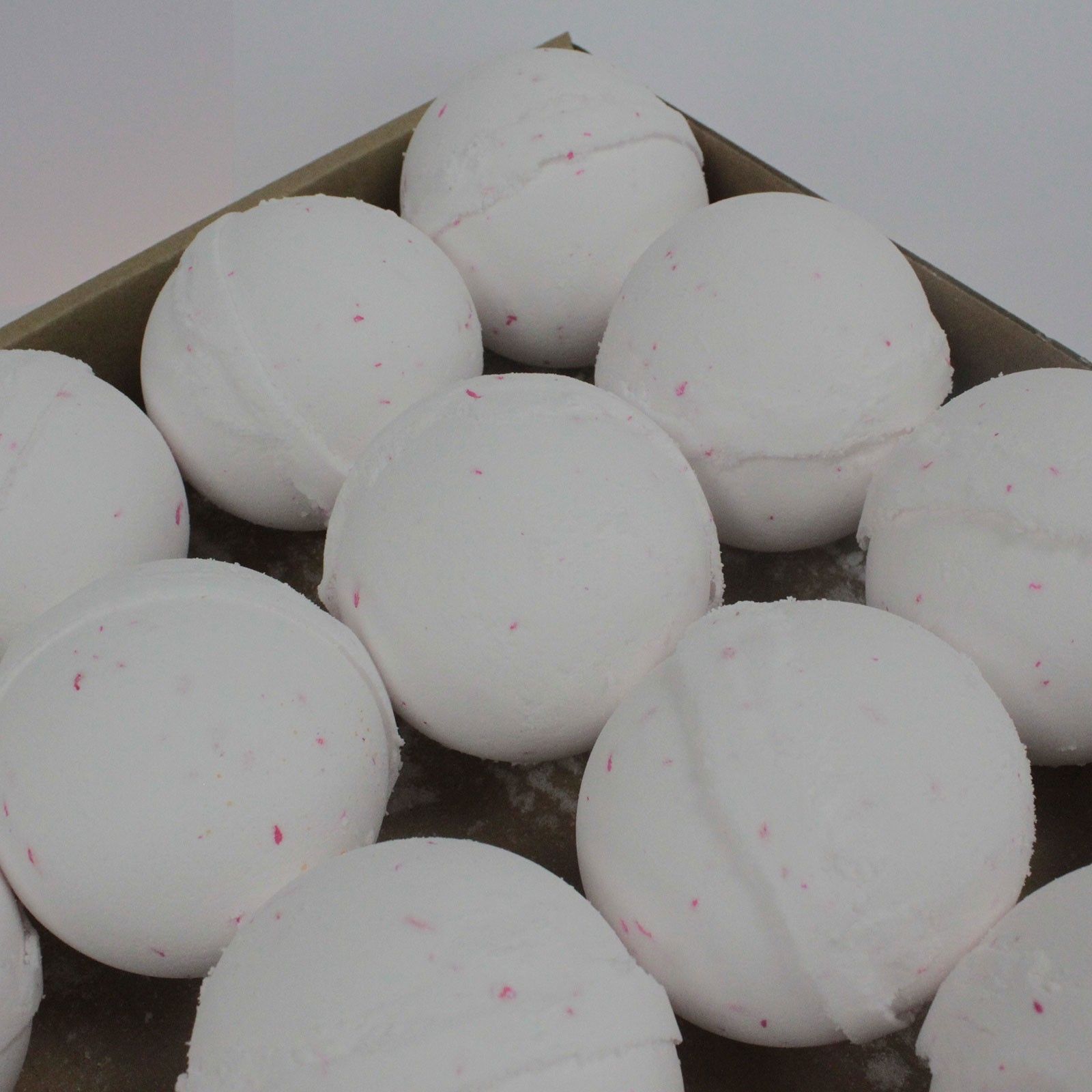 KDMD Coconut Dream Bath Bomb