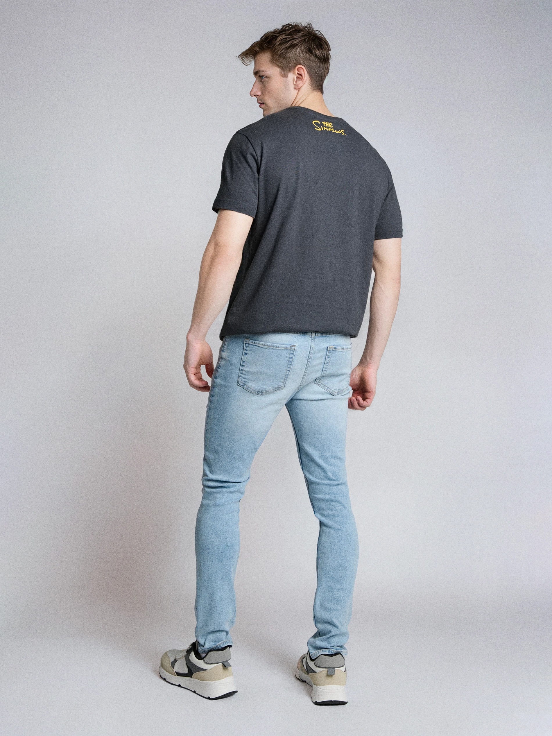 Jeansy skinny z efektem sprania