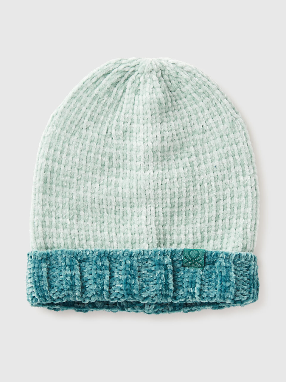 Color block chenille hat