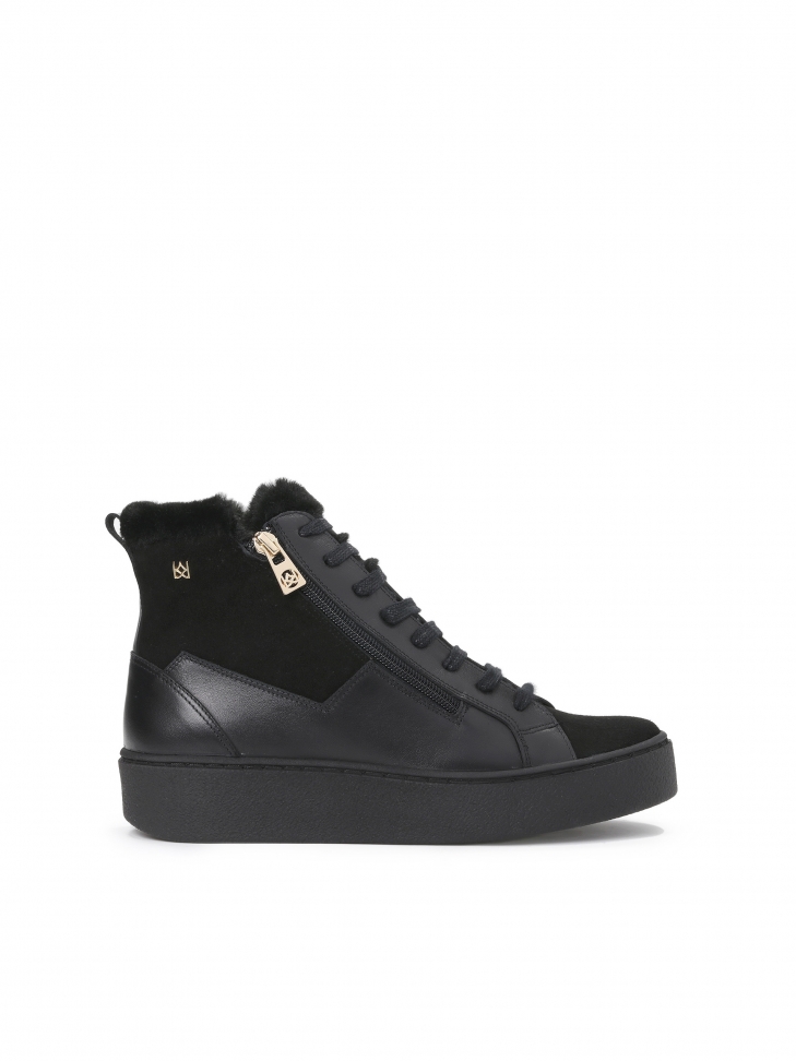 Ladies' black sneakers