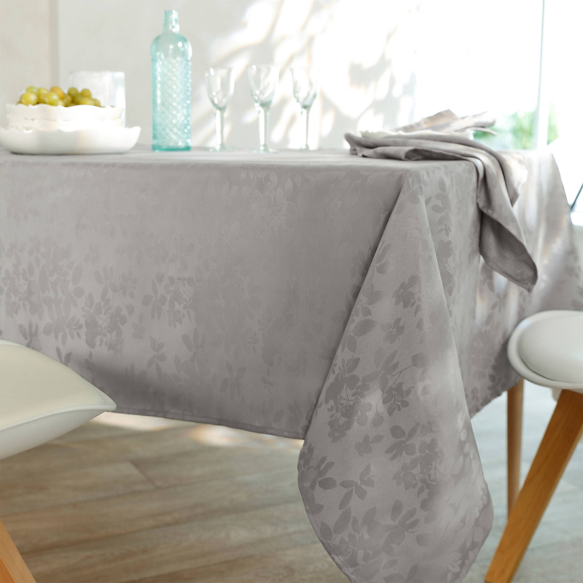 Nappe damassée feuillages Colombine&reg;