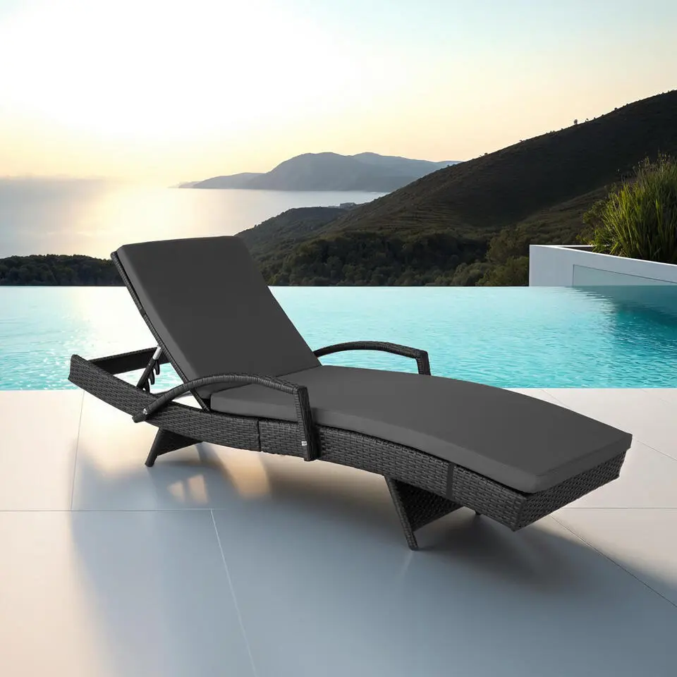 tectake Wicker Zonnebed - Verstelbare Rugleuning - Met Kussens - Black