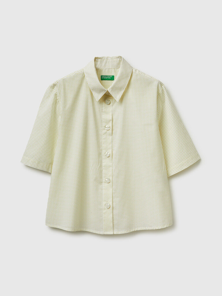 Short sleeve patterned shirt